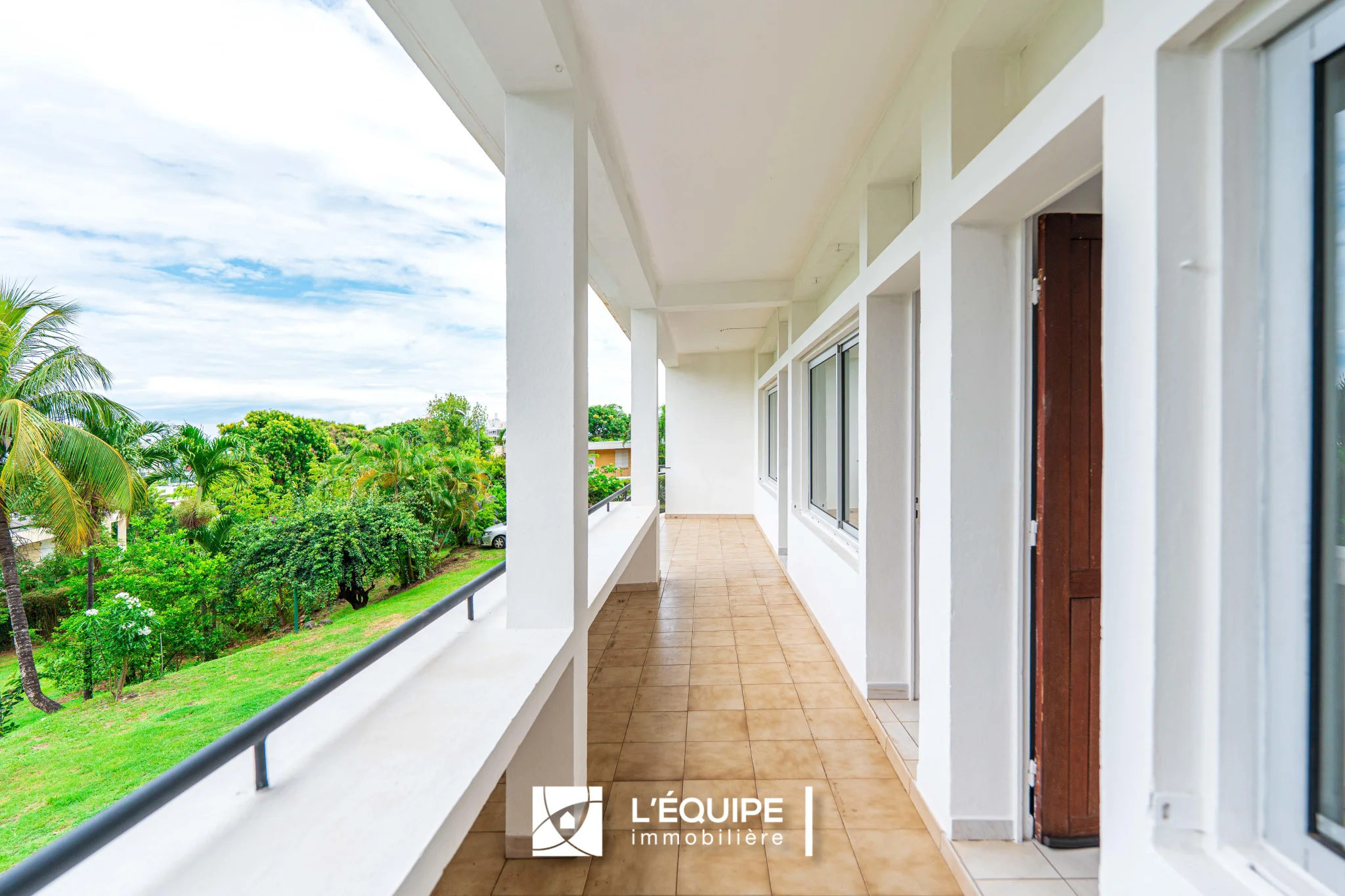 Photo 1 - Appartement à vendre - Ancien 198 500 € 3 pièces 2 chambres 55.71 m² Saint-Denis 97400