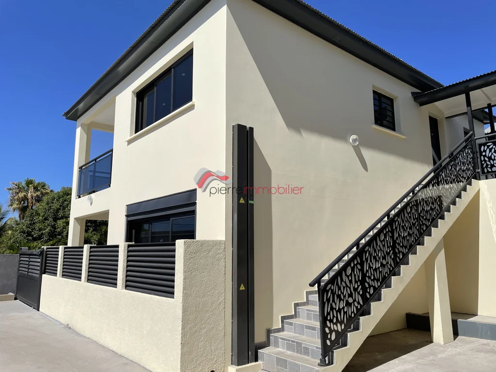 Photo 5 - Appartement à louer - Ancien 878 € 3 pièces 2 chambres 75 m² Saint-Louis 97450