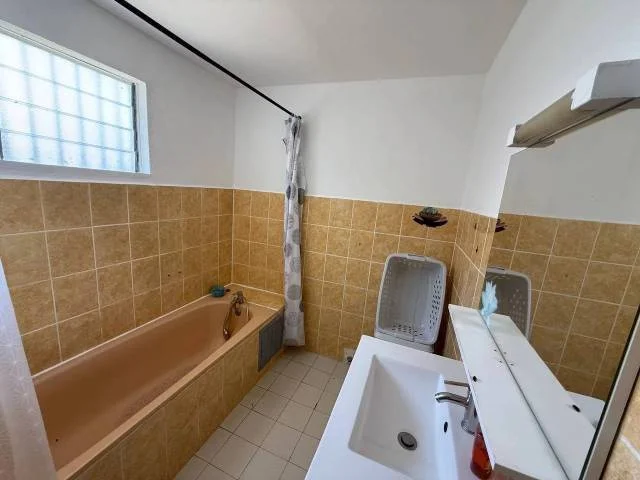 Photo 6 - Maison à vendre - Ancien 245 000 € 4 pièces 2 chambres 75 m² Saint-Pierre 97432