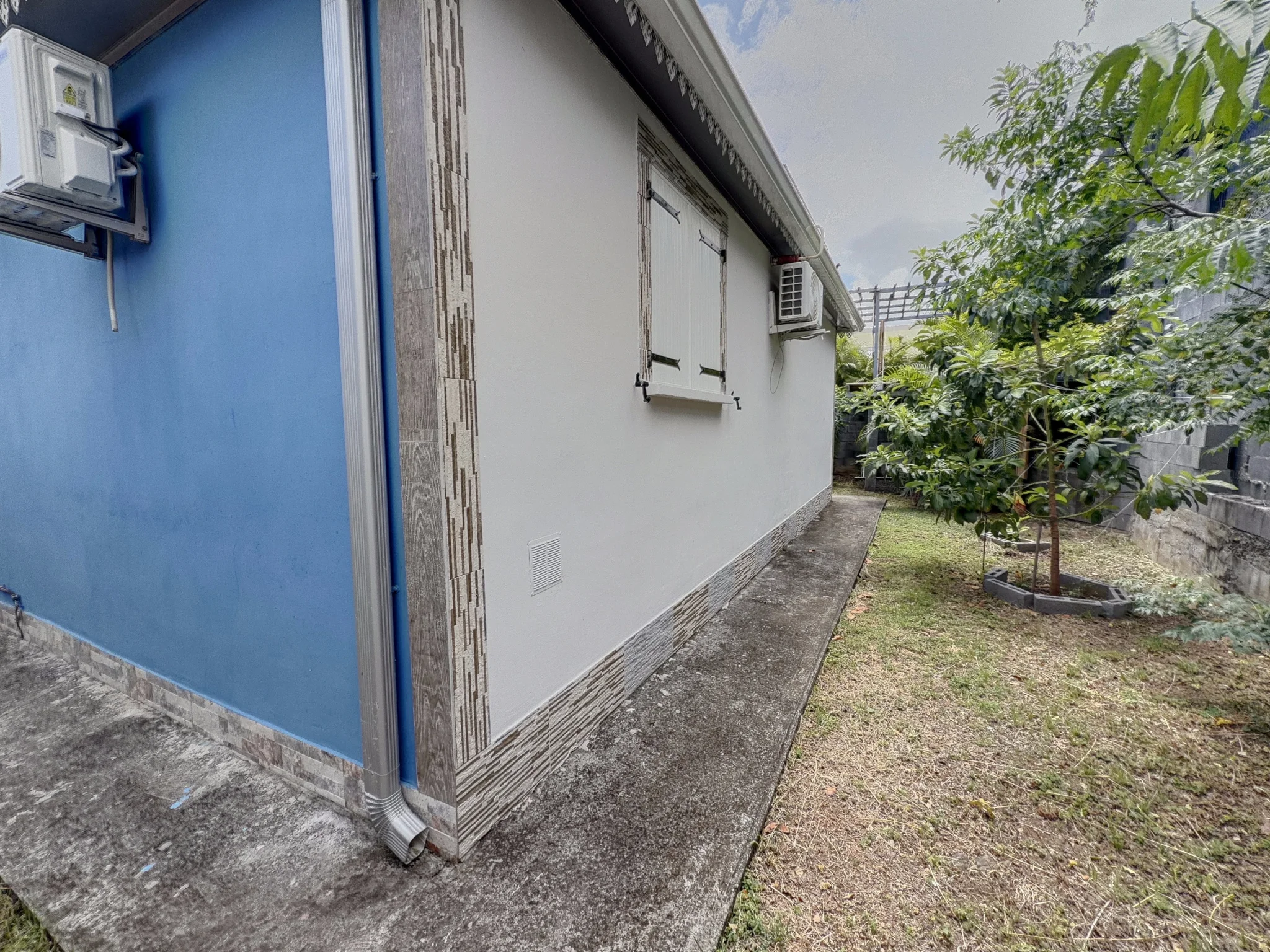 Photo 9 - Maison à vendre - Ancien 295 000 € 4 pièces 3 chambres 90 m² Saint-Louis 97450