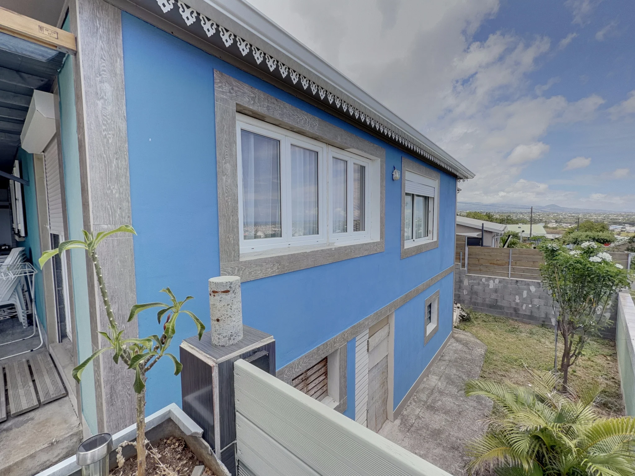 Photo 10 - Maison à vendre - Ancien 295 000 € 4 pièces 3 chambres 90 m² Saint-Louis 97450