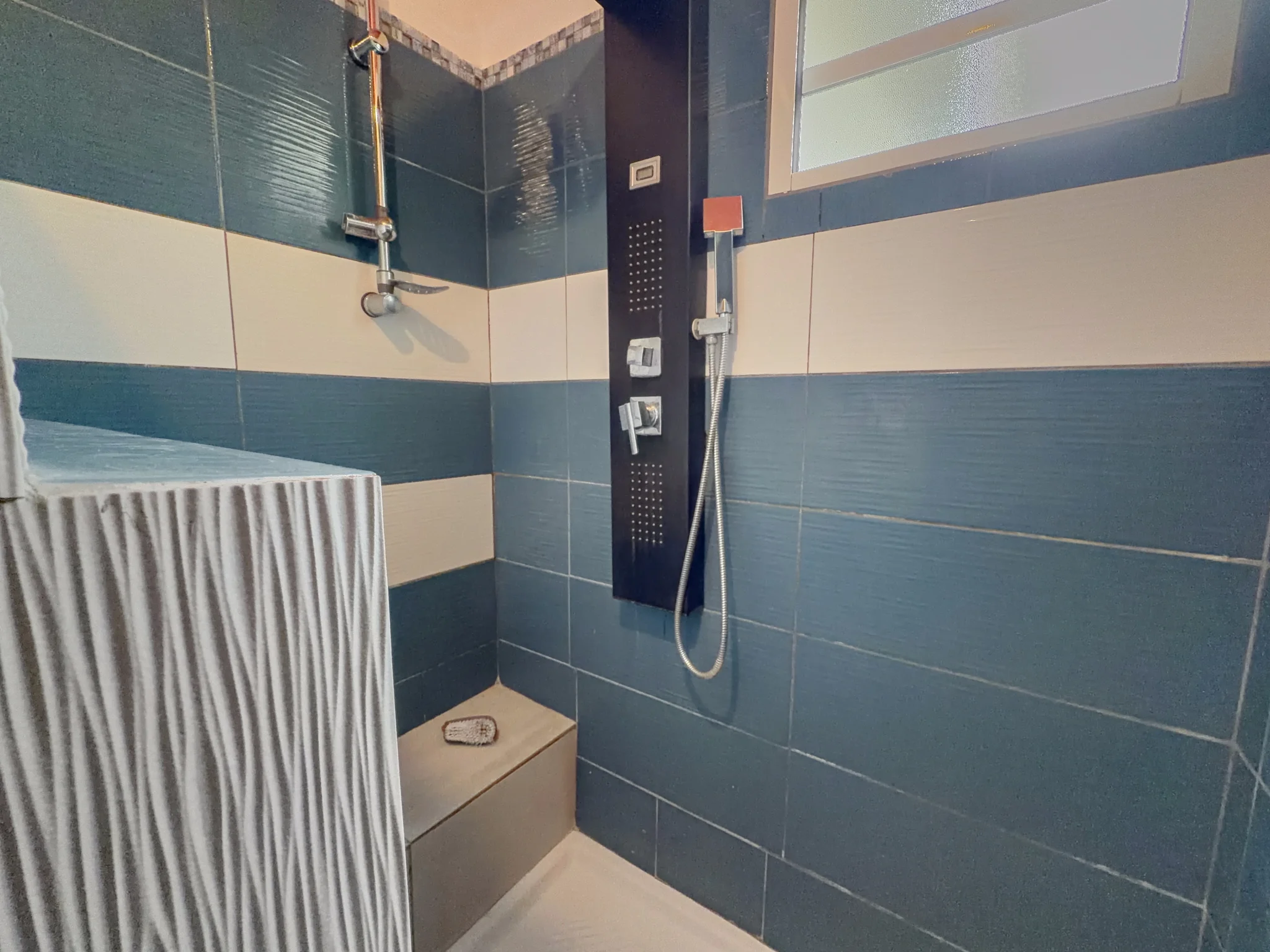 Photo 8 - Maison à vendre - Ancien 295 000 € 4 pièces 3 chambres 90 m² Saint-Louis 97450