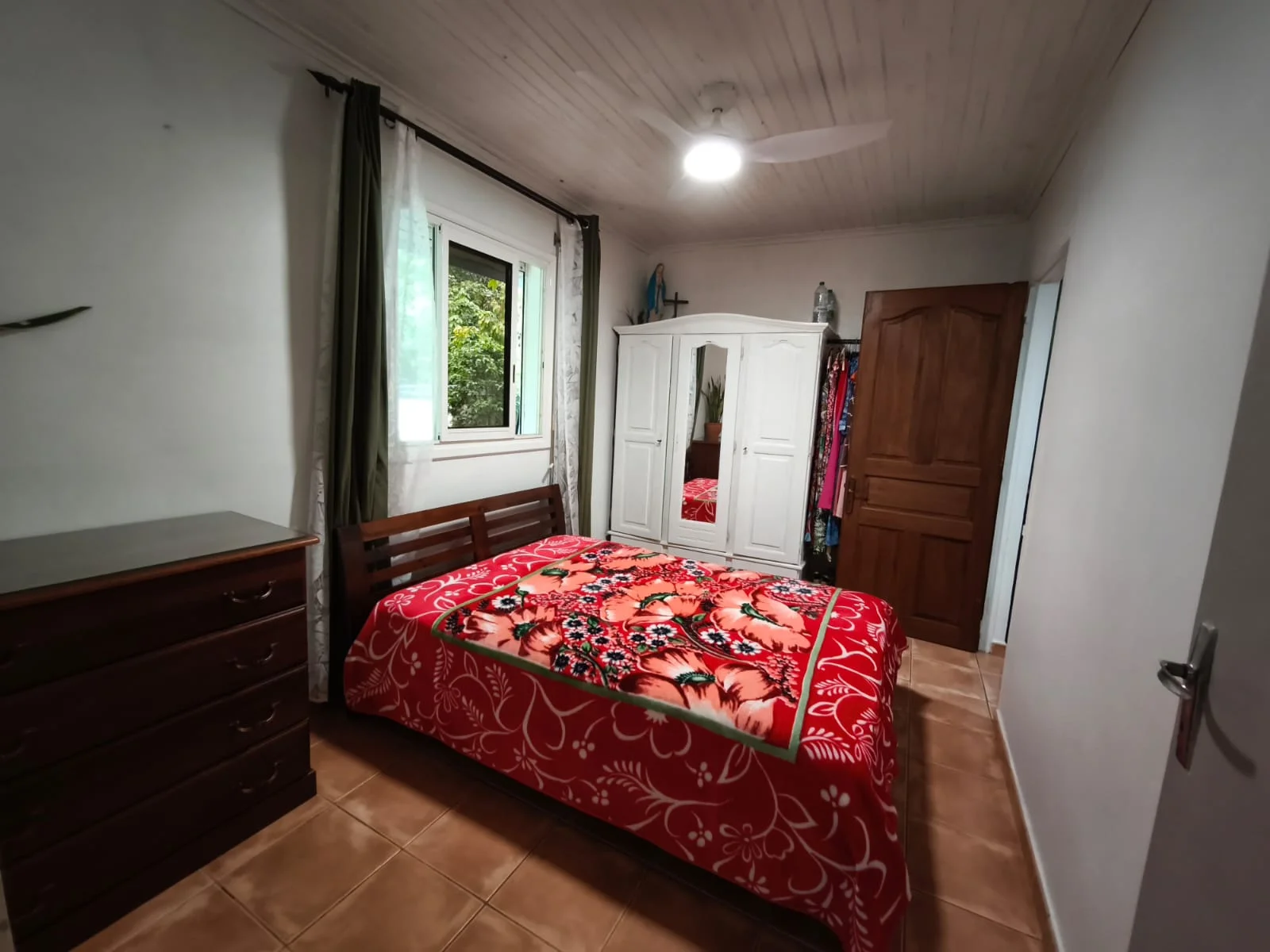 Photo 9 - Maison à vendre - Ancien 199 900 € 4 pièces 3 chambres 101 m² Saint-Louis 97421