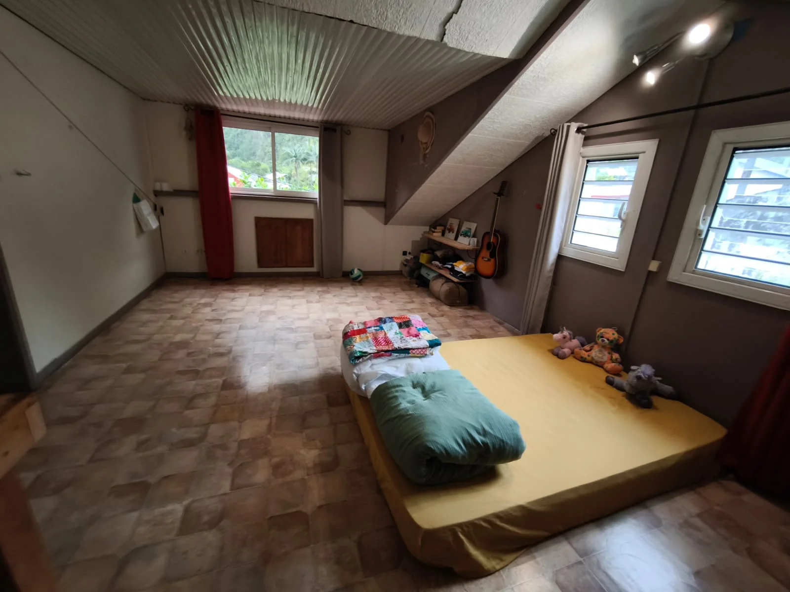 Photo 6 - Maison à vendre - Ancien 199 900 € 4 pièces 3 chambres 101 m² Saint-Louis 97421