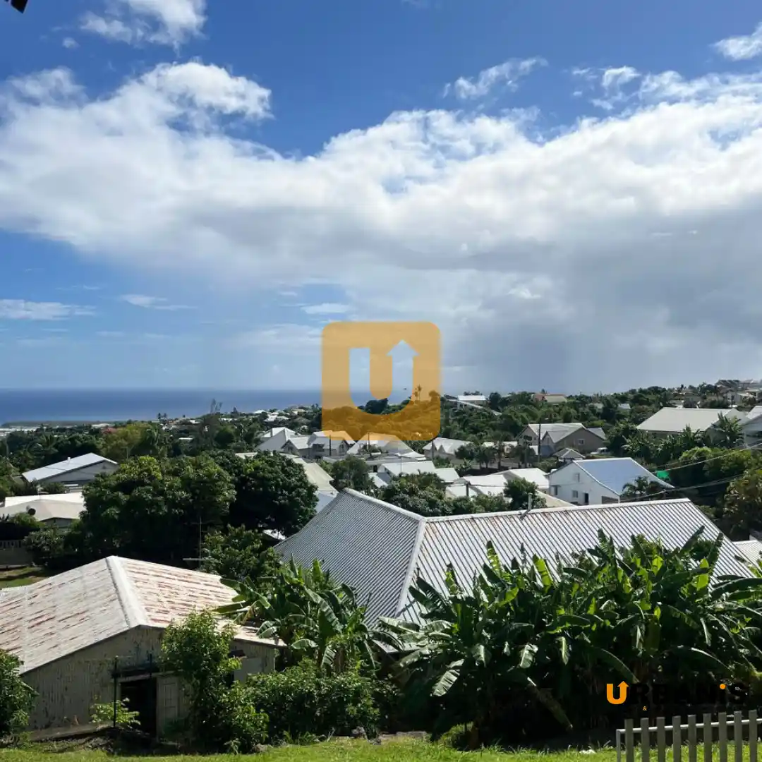 Photo 3 - Appartement à vendre - Ancien 99 000 € 2 pièces 1 chambres 44.2 m² Saint-Denis Sainte-clotilde 97490