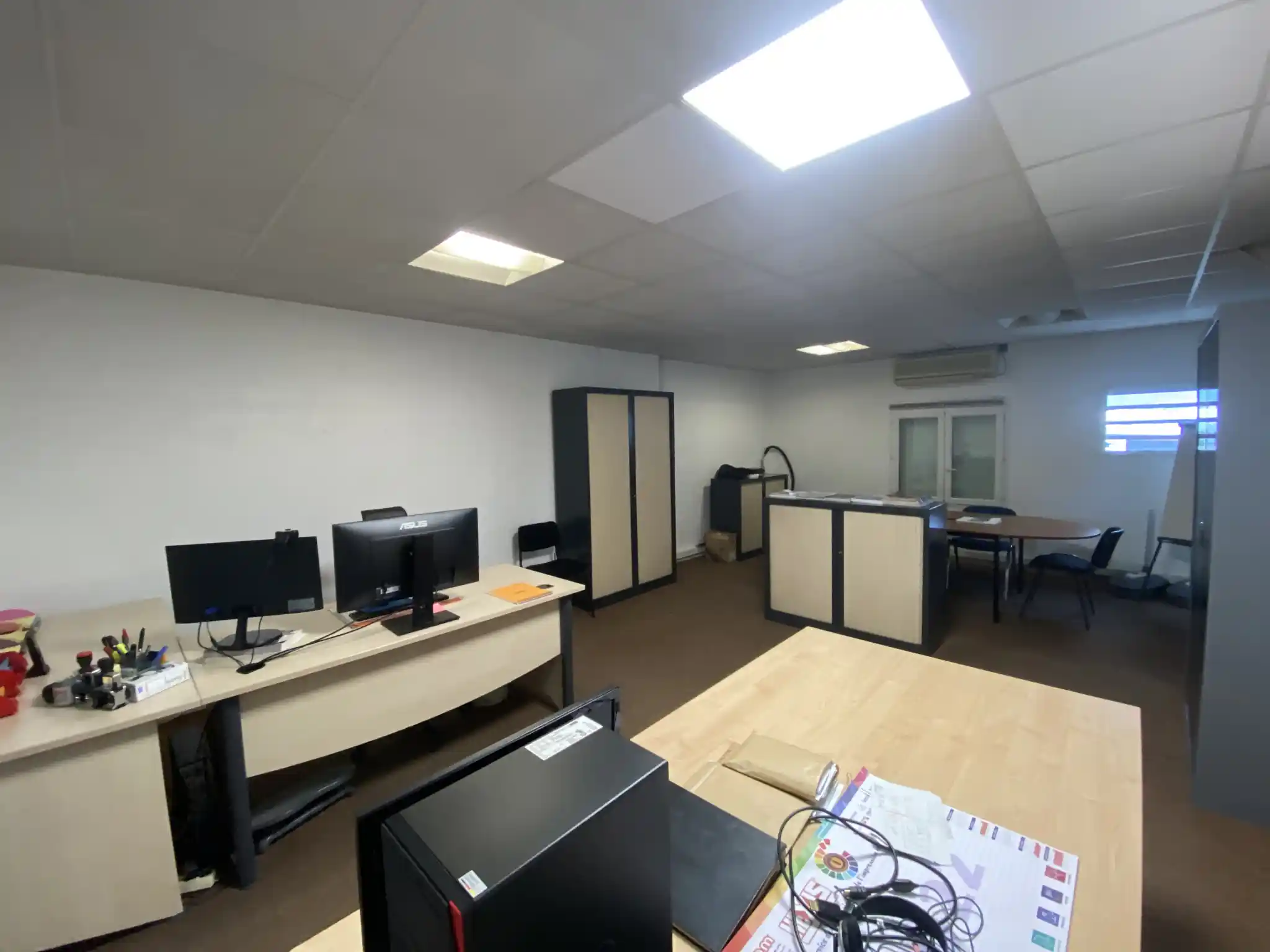 Photo 3 - Local / Bureaux à louer - Ancien 2 250 € 140 m² Le Port 97420