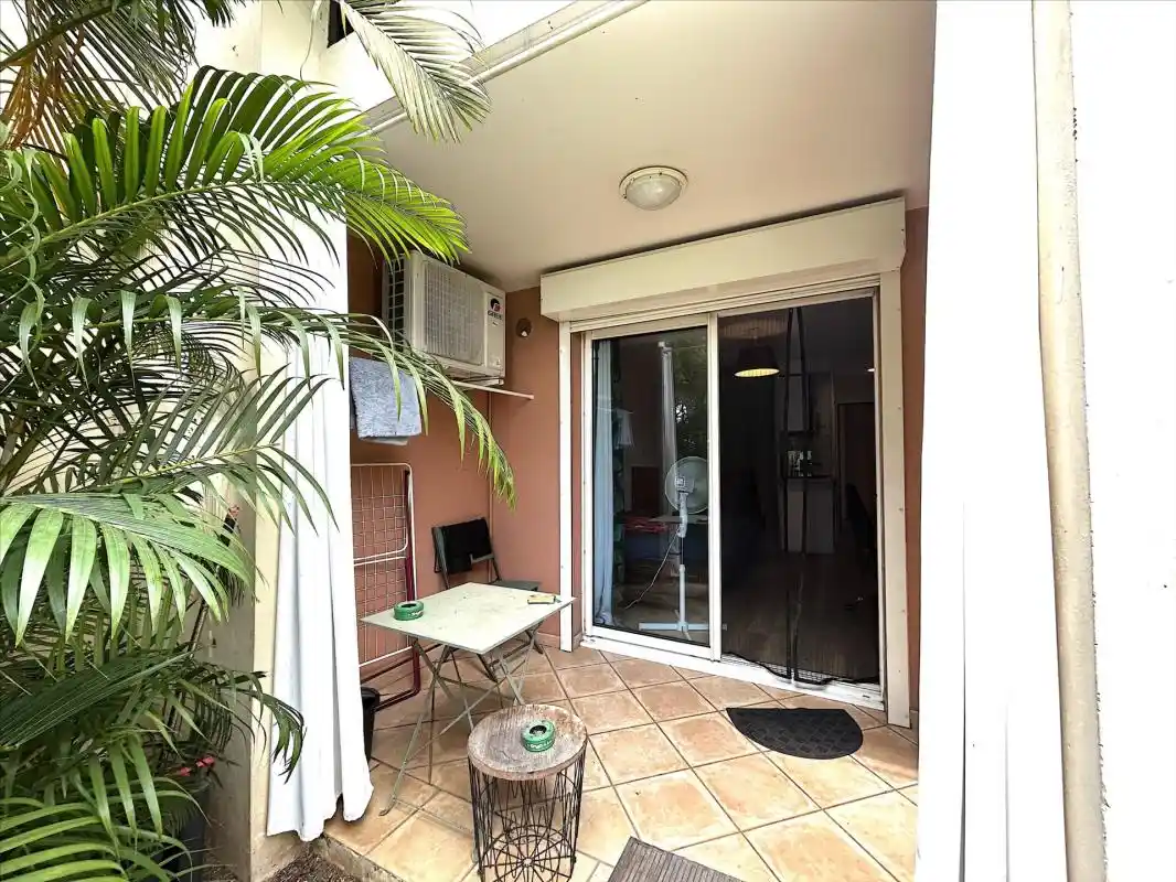 Photo 2 - Appartement à vendre - Ancien 217 300 € 1 pièces 18.2 m² Saint-Paul Saint-Gilles les Bains 97434