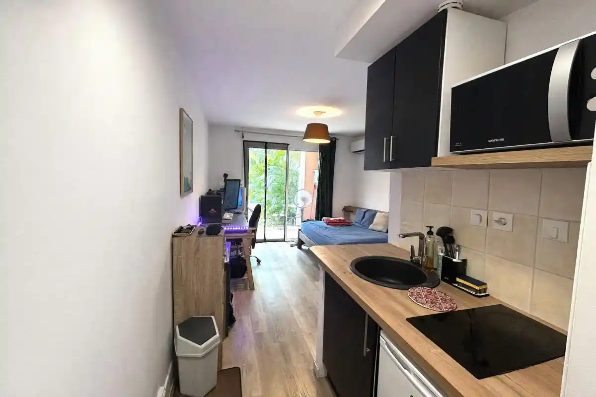 Photo 4 - Appartement à vendre - Ancien 217 300 € 1 pièces 18.2 m² Saint-Paul Saint-Gilles les Bains 97434