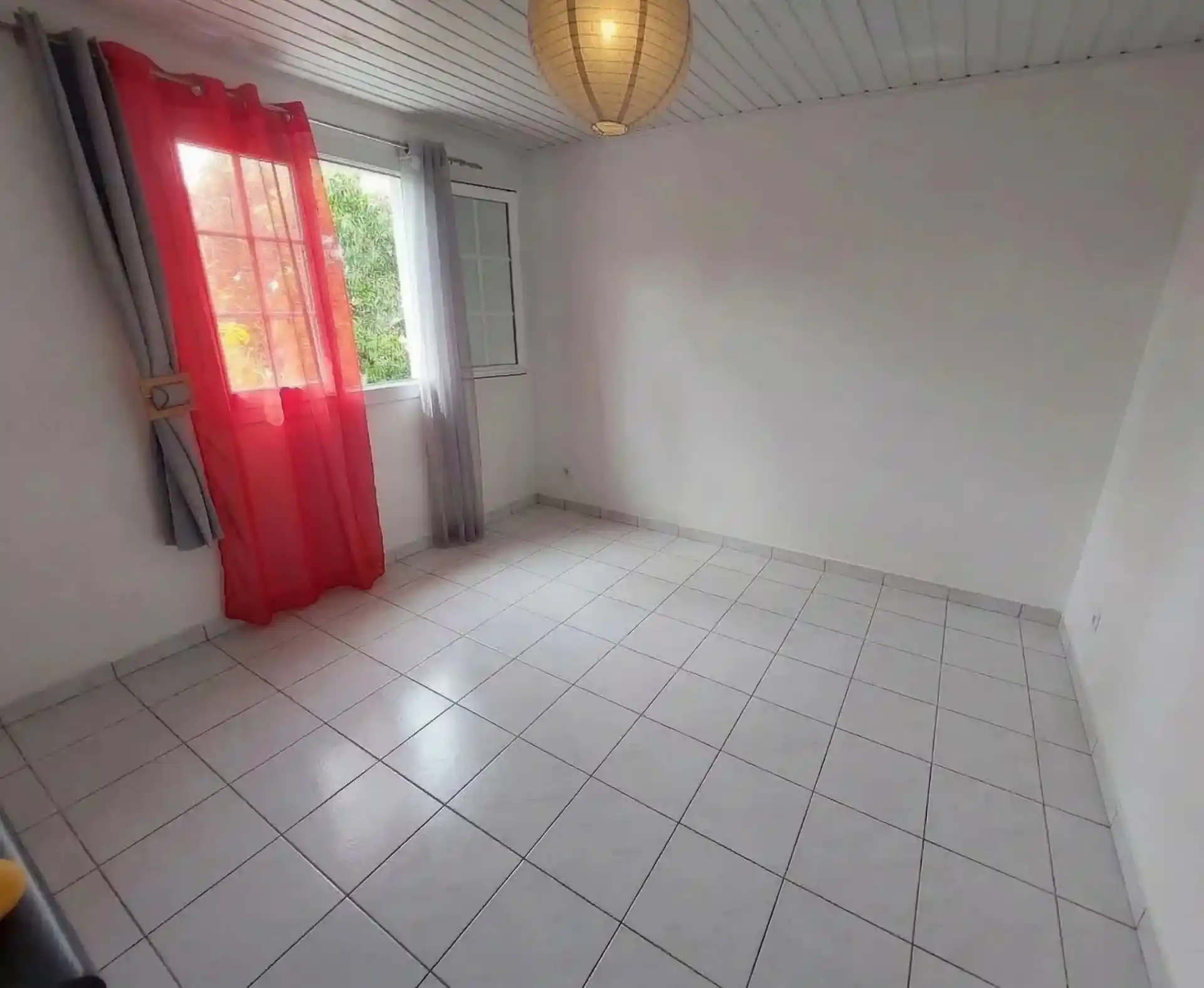 Photo 4 - Maison à louer - Ancien 870 € 4 pièces 2 chambres 75 m² Saint-Louis La Rivière 97421