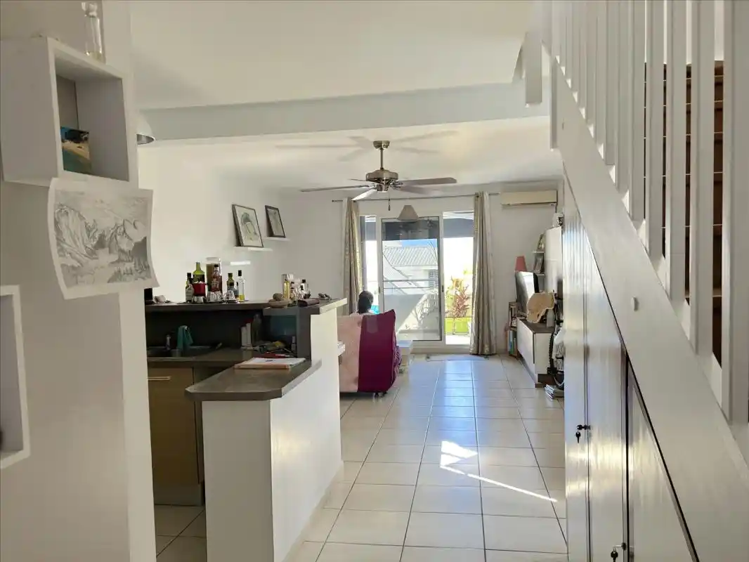 Photo 2 - Appartement à vendre - Ancien 355 000 € 3 pièces 2 chambres 65.8 m² Saint-Paul Saint-Gilles les Bains 97434