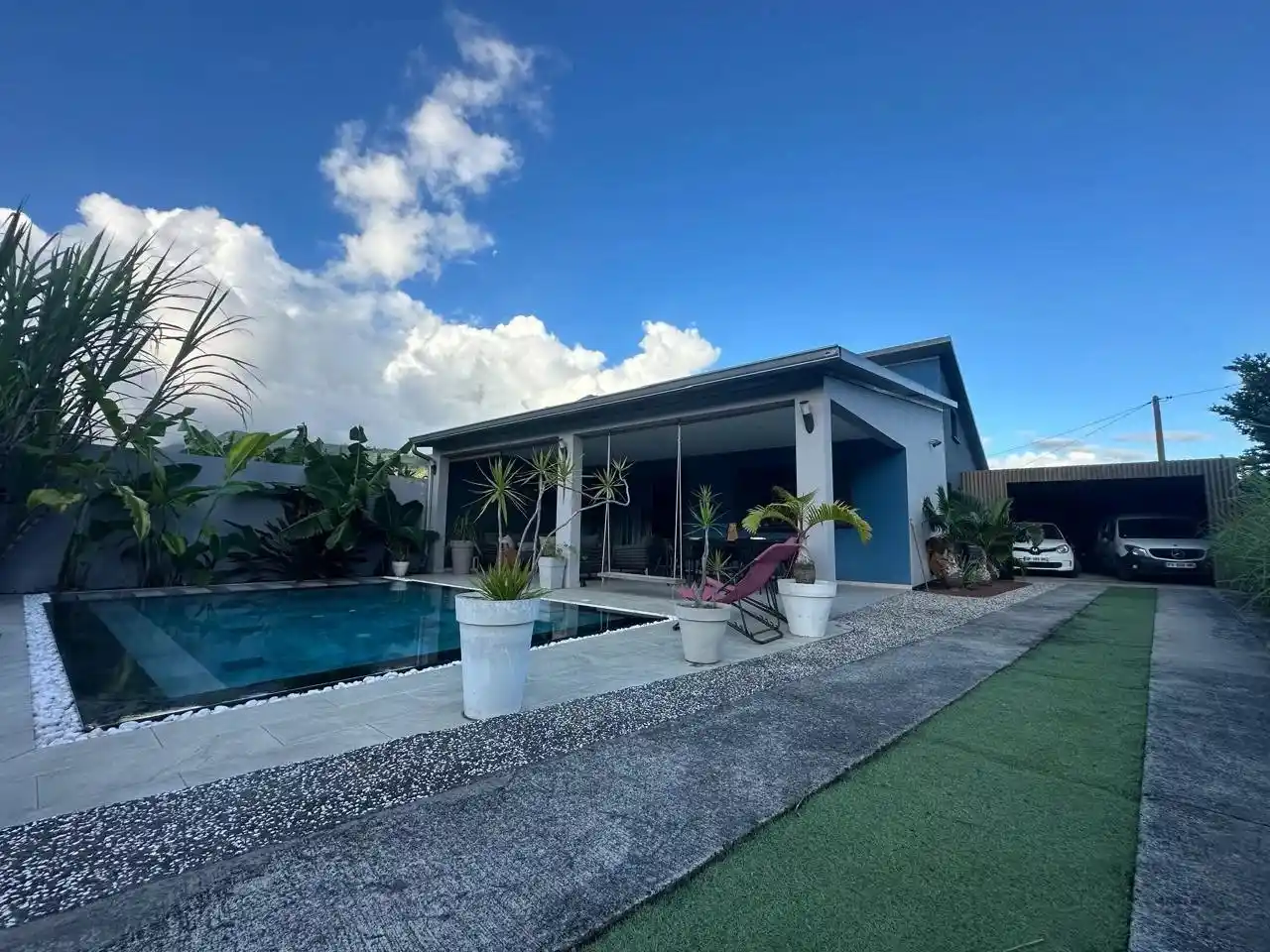 Photo 1 - Maison à vendre - Ancien 439 000 € 5 pièces 4 chambres 114 m² Entre-Deux 97414