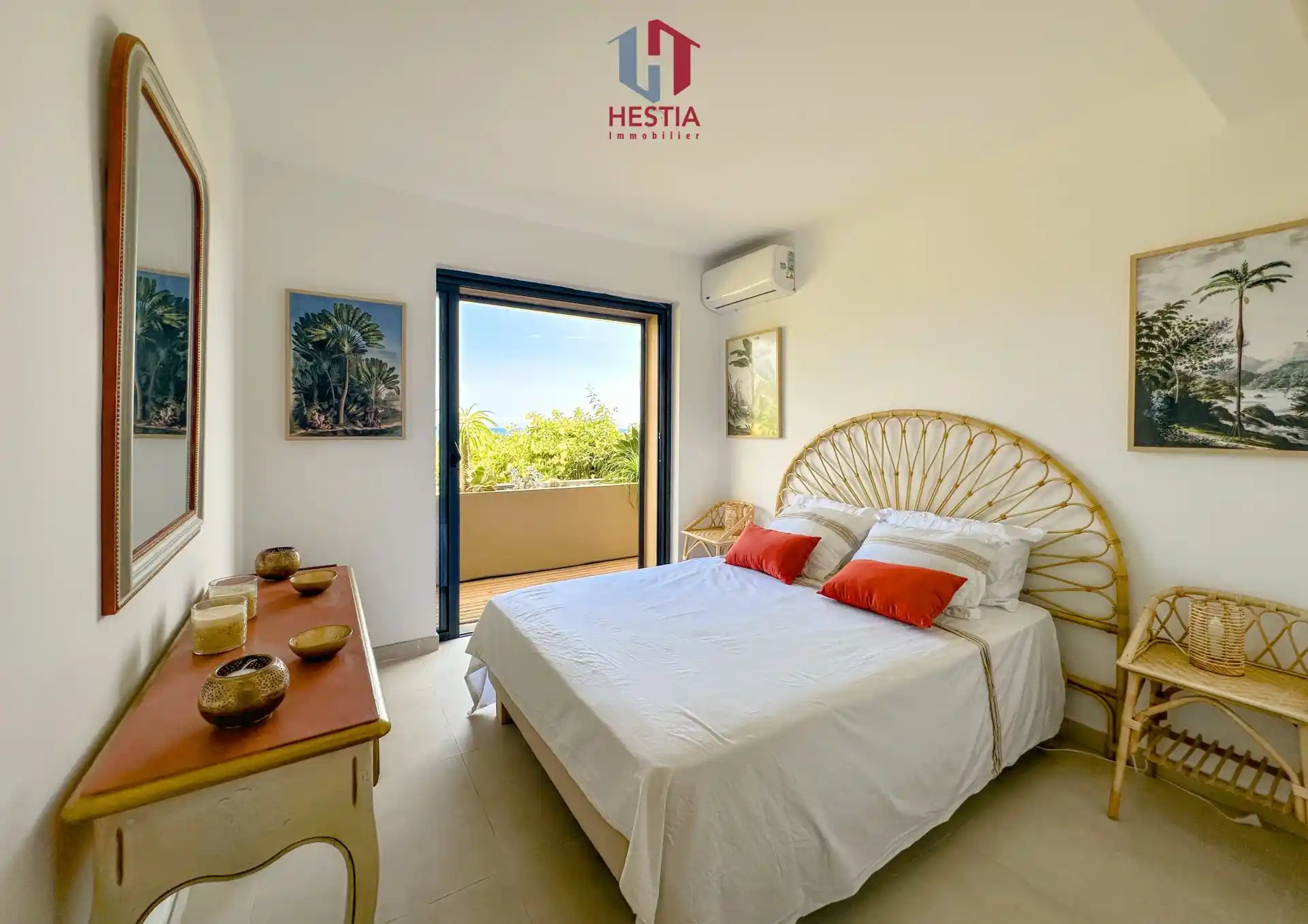 Photo 2 - Appartement à vendre - Ancien 745 000 € 3 pièces 2 chambres 80.8 m² Saint-Paul Saint-Gilles les Bains 97434