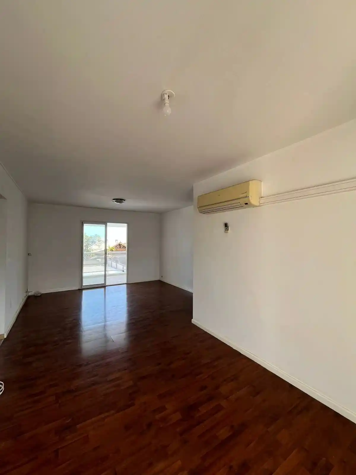 Photo 3 - Appartement à louer - Ancien 1 332 € 4 pièces 2 chambres 78.17 m² Saint-Pierre 97410