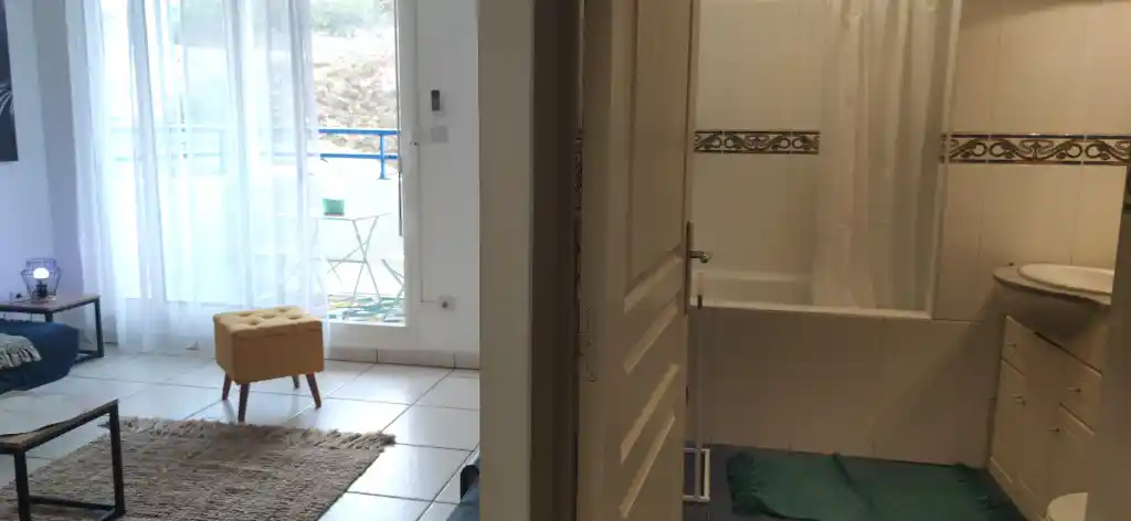 Photo 3 - Appartement à louer - Ancien 708 € 1 pièces 30 m² Saint-Paul Saint-Gilles les Bains 97434