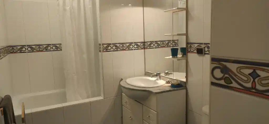 Photo 4 - Appartement à louer - Ancien 708 € 1 pièces 30 m² Saint-Paul Saint-Gilles les Bains 97434