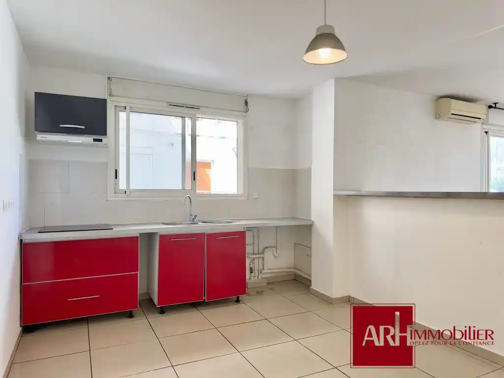 Photo 2 - Appartement à vendre - Ancien 239 400 € 4 pièces 3 chambres 101 m² Saint-Denis Sainte-clotilde 97490