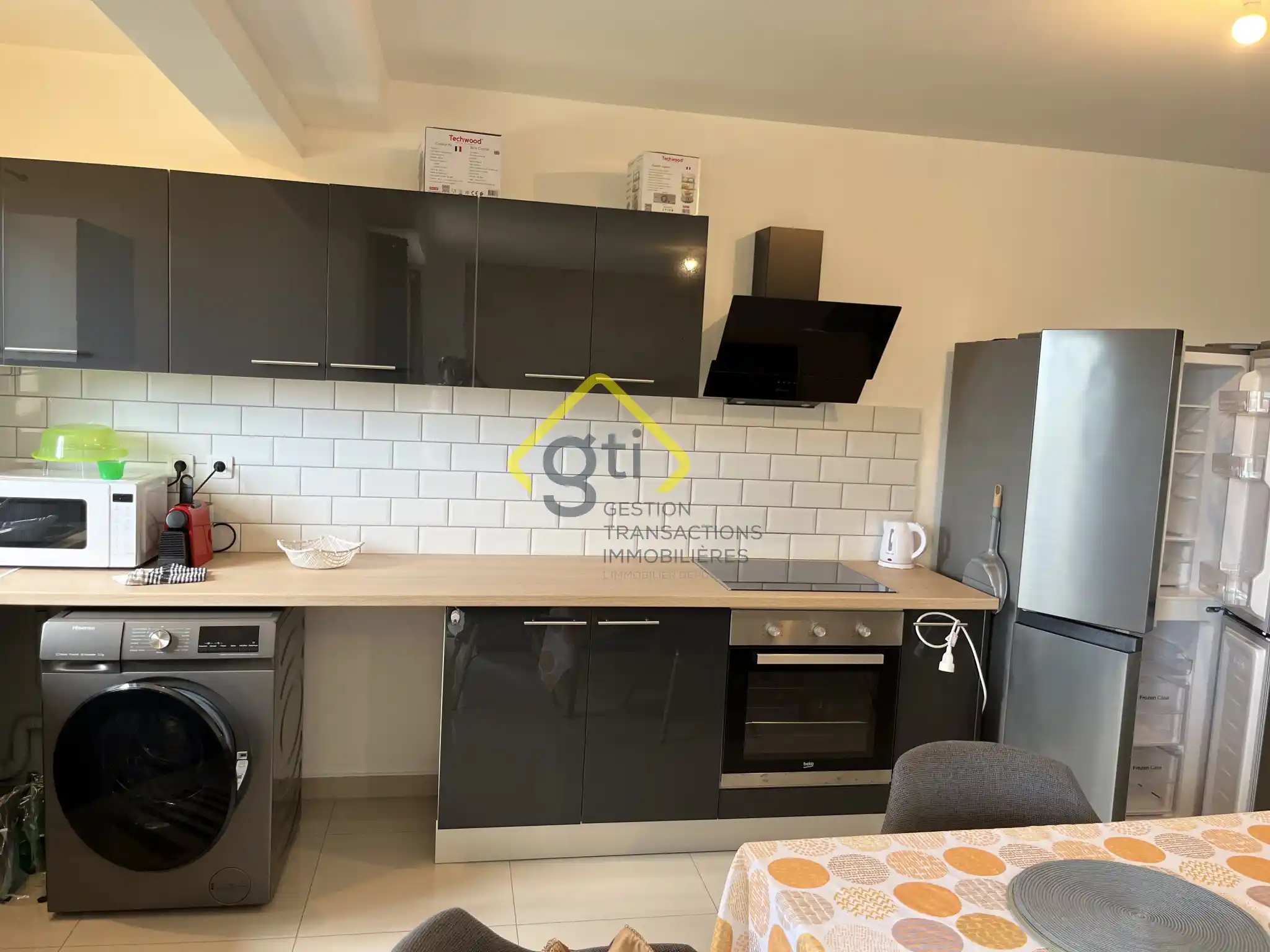 Photo 3 - Appartement à louer - Ancien 1 400 € 4 pièces 3 chambres 81 m² Sainte-Marie 97438