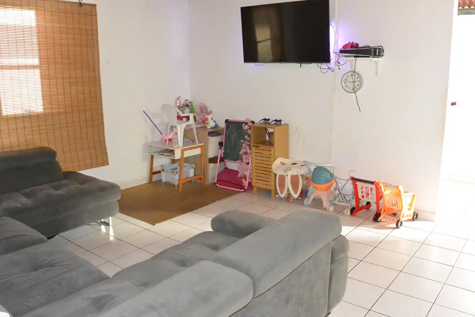 Photo 4 - Maison à vendre - Ancien 200 000 € 3 pièces 2 chambres 98 m² Saint-Joseph 97480