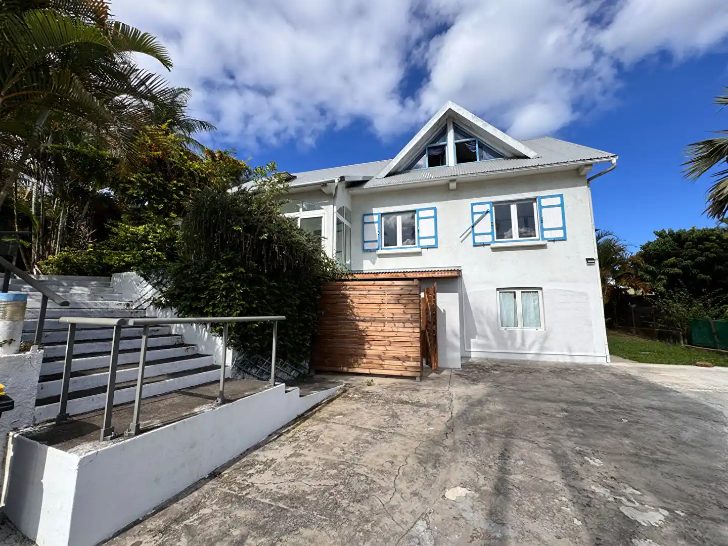 Photo 1 - Appartement à louer - Ancien 425 € 1 pièces 18.71 m² Le Tampon 97430