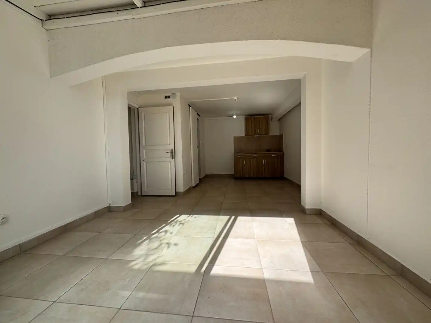 Photo 4 - Appartement à louer - Ancien 425 € 1 pièces 18.71 m² Le Tampon 97430