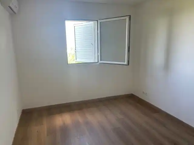 Photo 3 - Appartement à louer - Ancien 923 € 3 pièces 2 chambres 76.51 m² Saint-Denis 97400