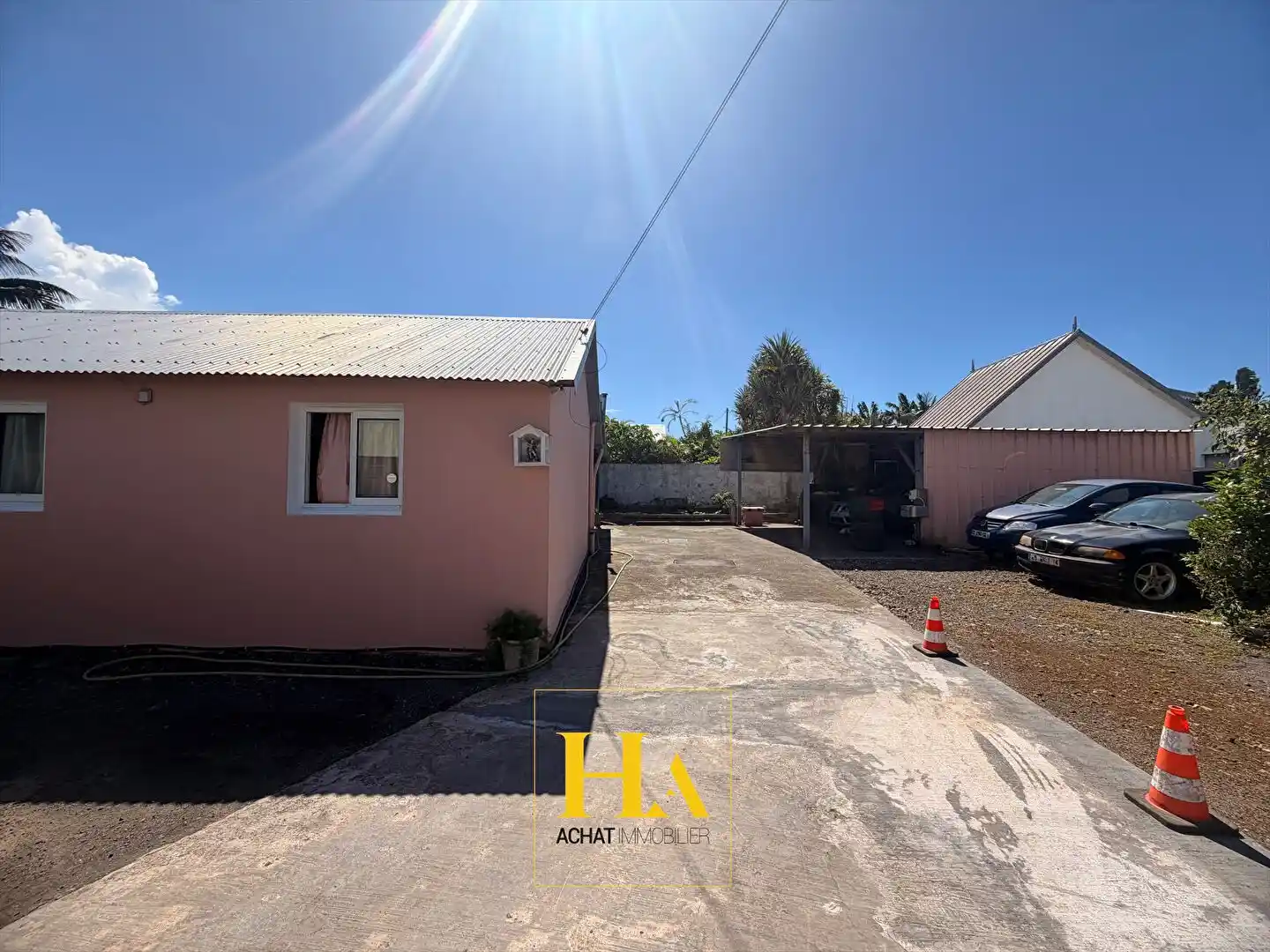 Photo 2 - Maison à vendre - Ancien 268 950 € 5 pièces 4 chambres 134.17 m² Saint-André 97440