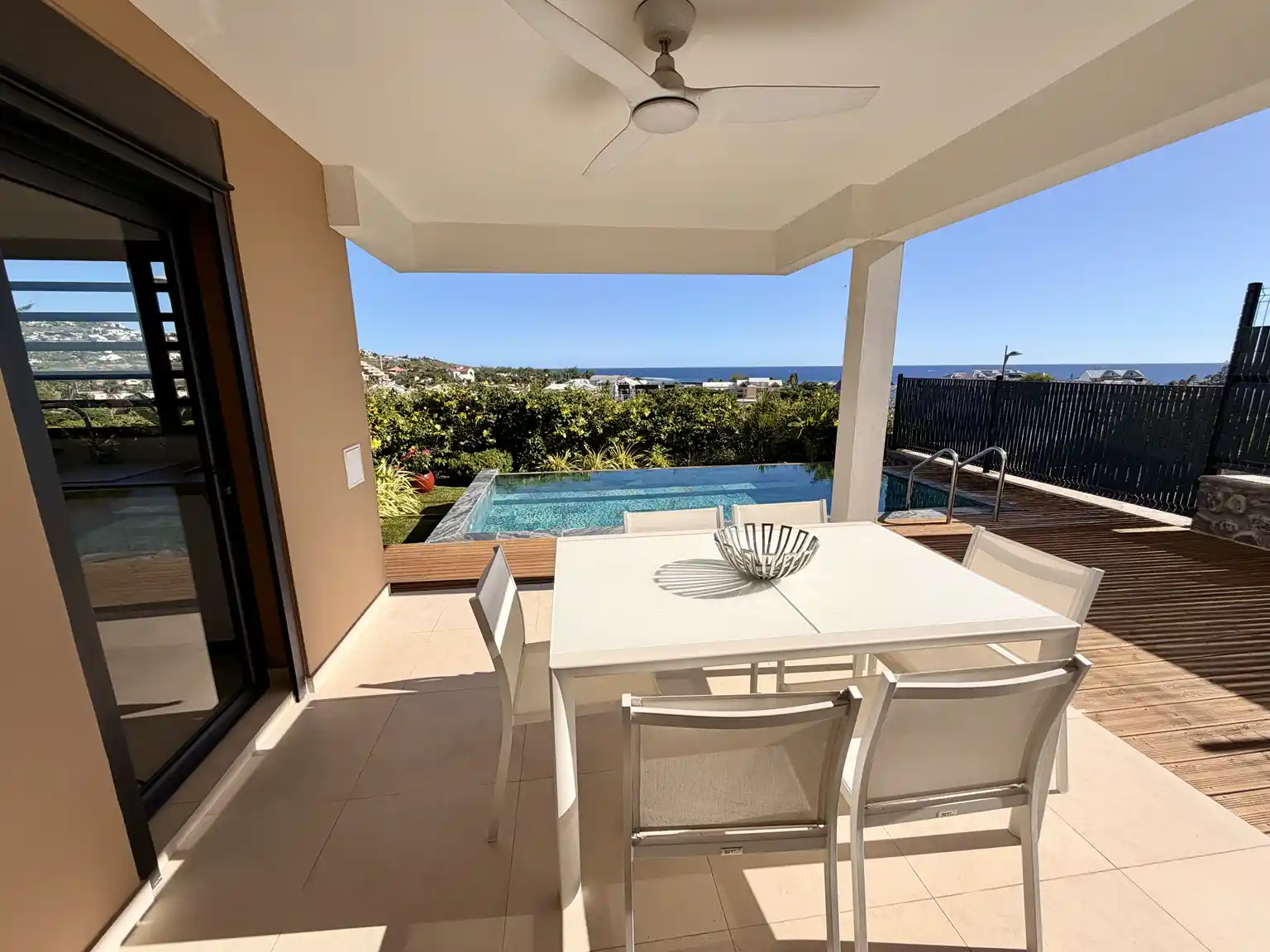 Photo 2 - Appartement à vendre - Ancien 750 000 € 3 pièces 2 chambres 80 m² Saint-Paul Saint-Gilles les Bains 97434