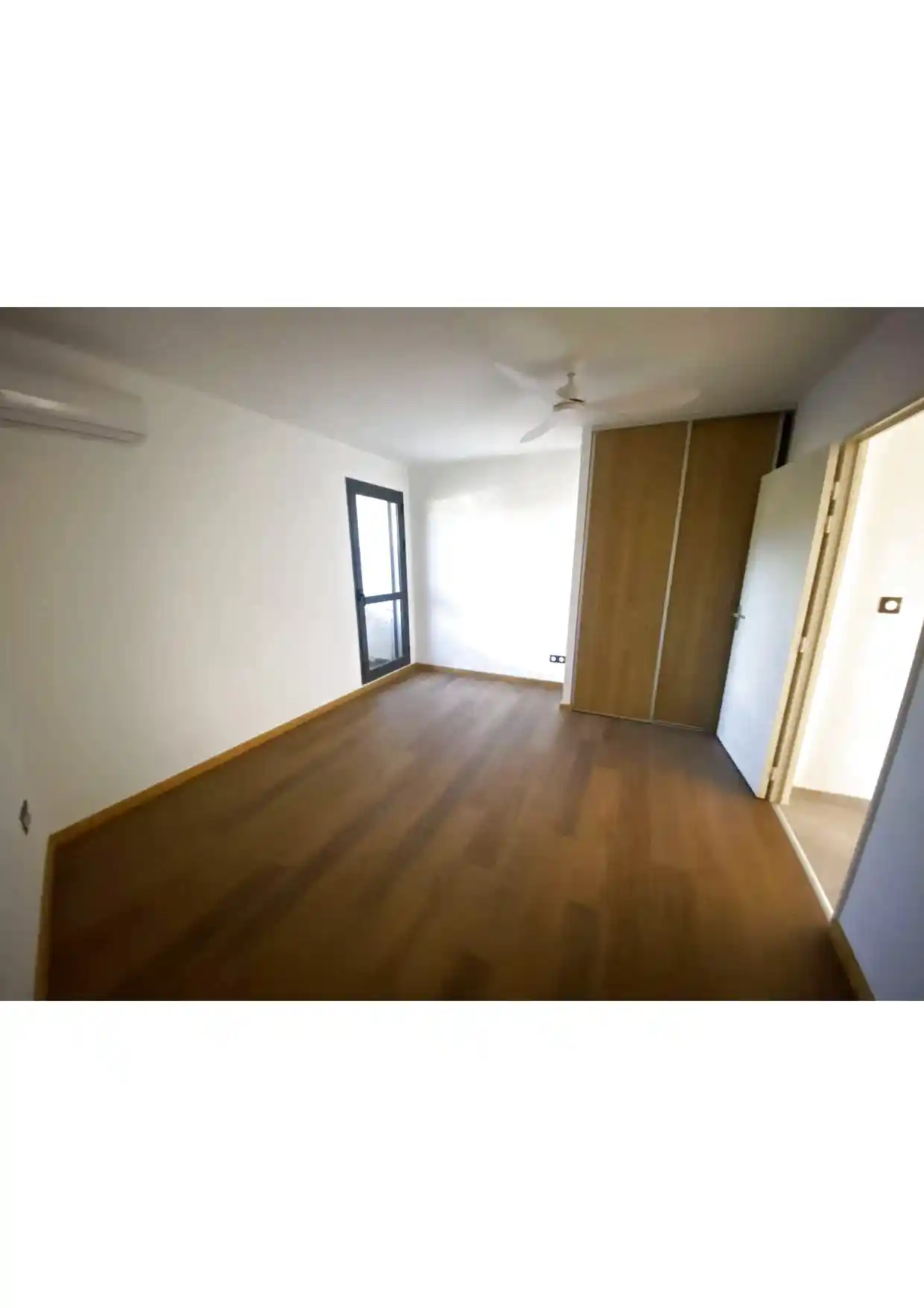 Photo 3 - Appartement à louer - Ancien 1 250 € 3 pièces 2 chambres 84.85 m² Saint-Paul 97460