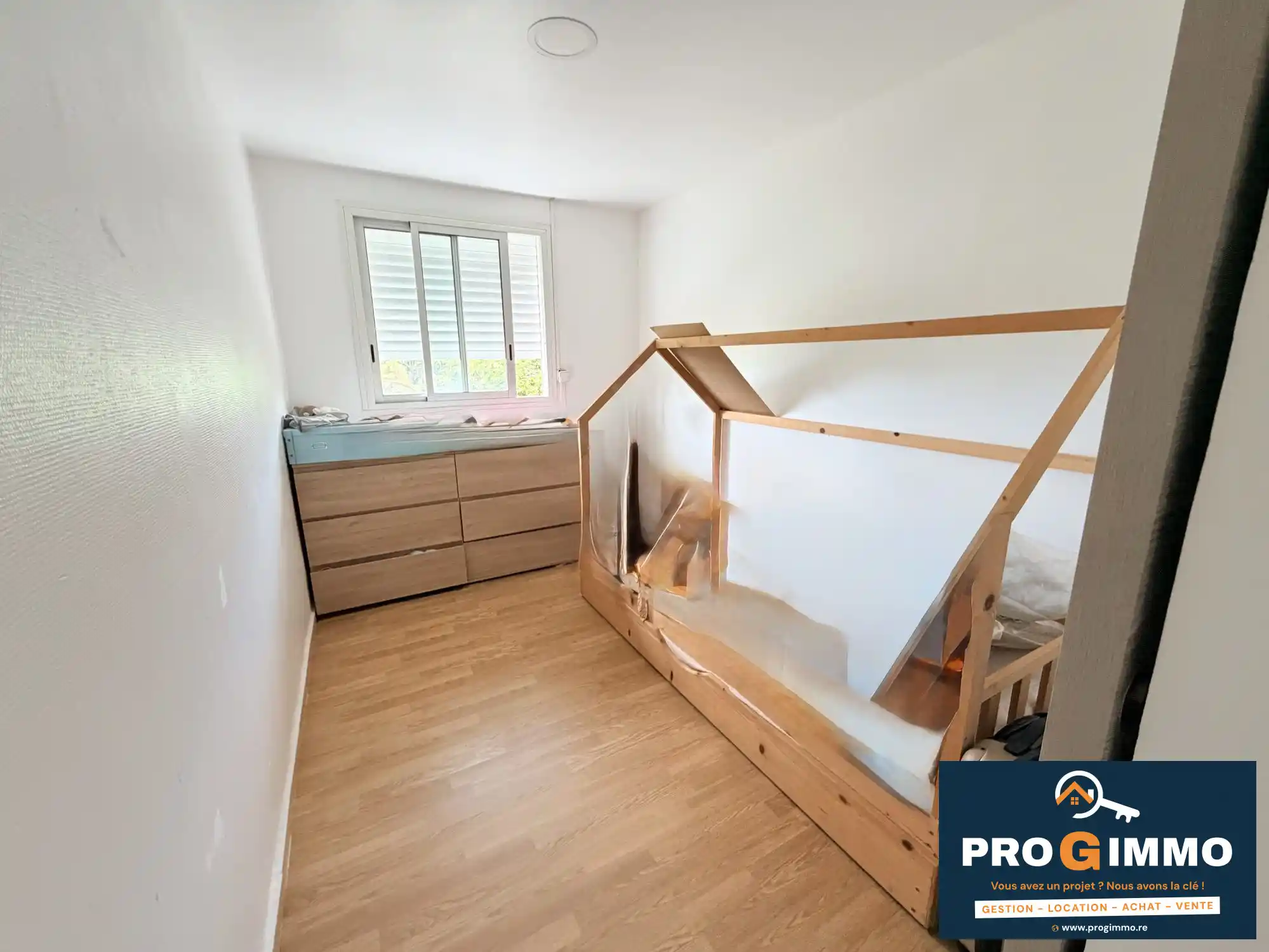 Photo 3 - Maison à vendre - Ancien 306 000 € 4 pièces 3 chambres 124 m² Le Tampon 97430