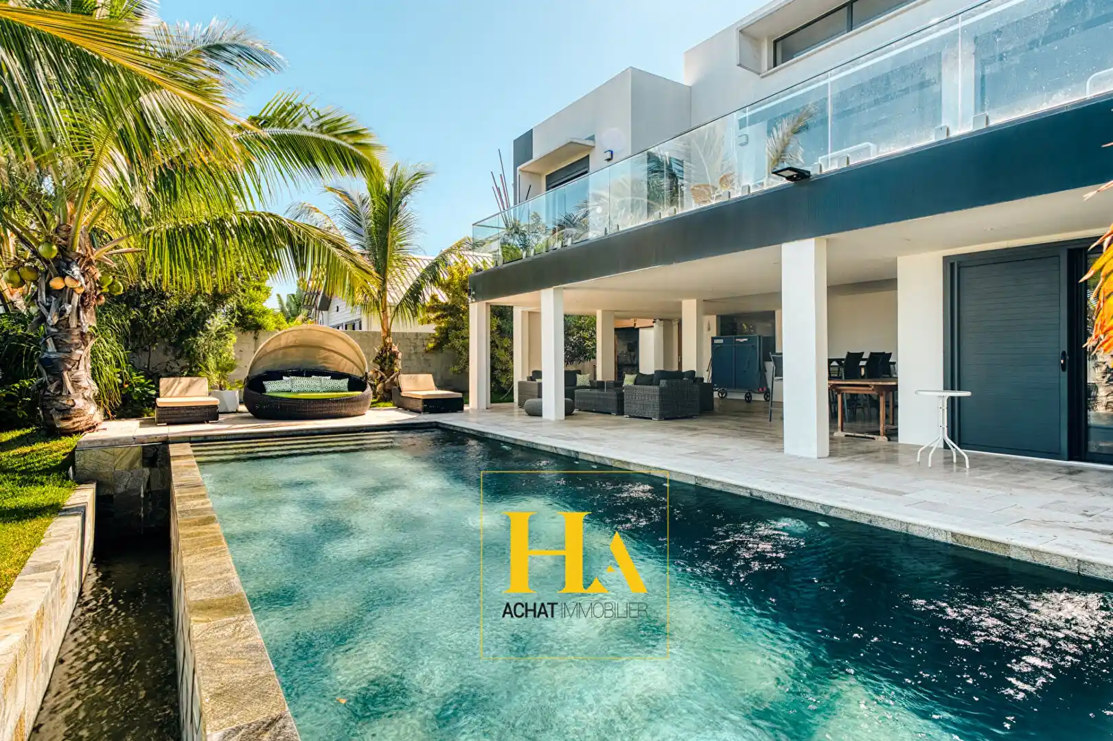 Photo 1 - Maison à vendre - Ancien 1 612 000 € 5 pièces 4 chambres 180 m² Saint-Paul Saint-Gilles les Bains 97434