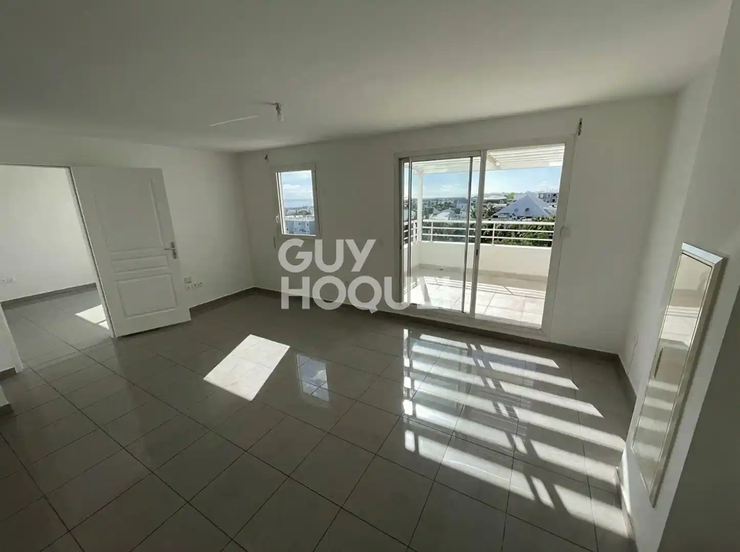 Photo 2 - Appartement à vendre - Ancien 144 400 € 2 pièces 1 chambres 44 m² Saint-Denis 97400