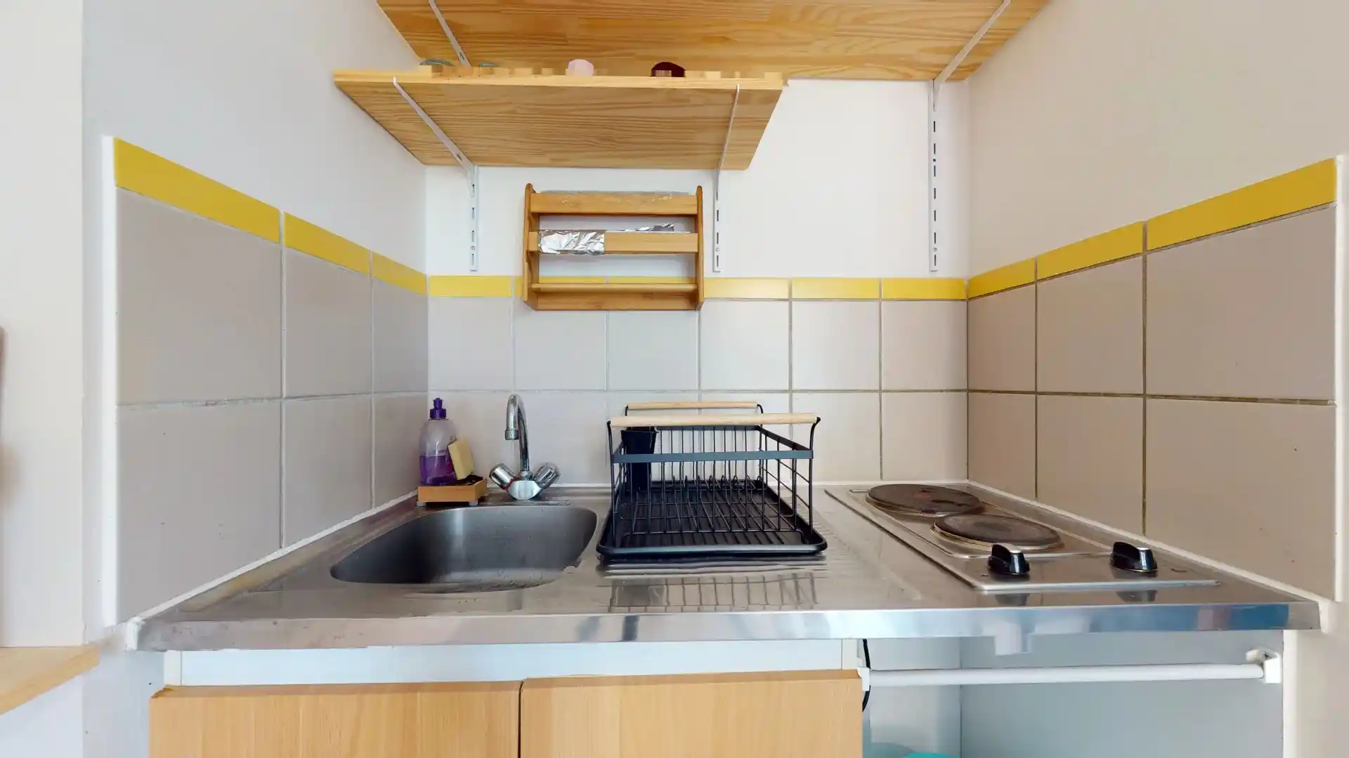 Photo 1 - Appartement à louer - Ancien 607 € 1 pièces 24.03 m² Saint-Denis Sainte-clotilde 97490