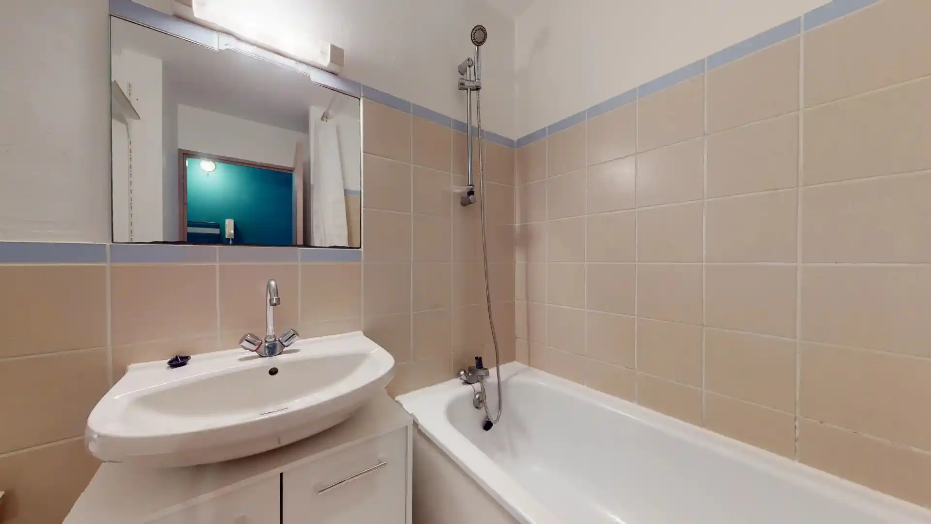 Photo 3 - Appartement à louer - Ancien 607 € 1 pièces 24.03 m² Saint-Denis Sainte-clotilde 97490