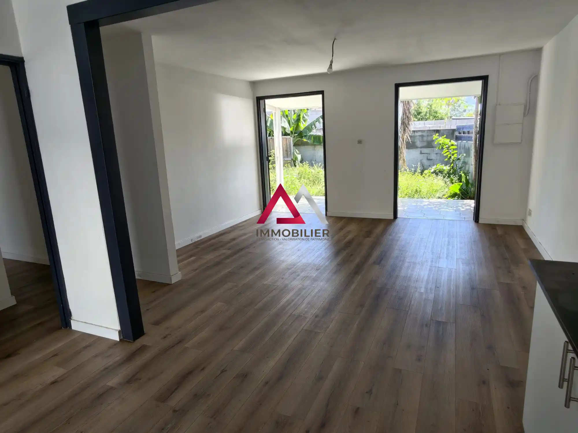 Photo 3 - Maison à vendre - Ancien 365 000 € 4 pièces 3 chambres 71 m² La Possession 97419