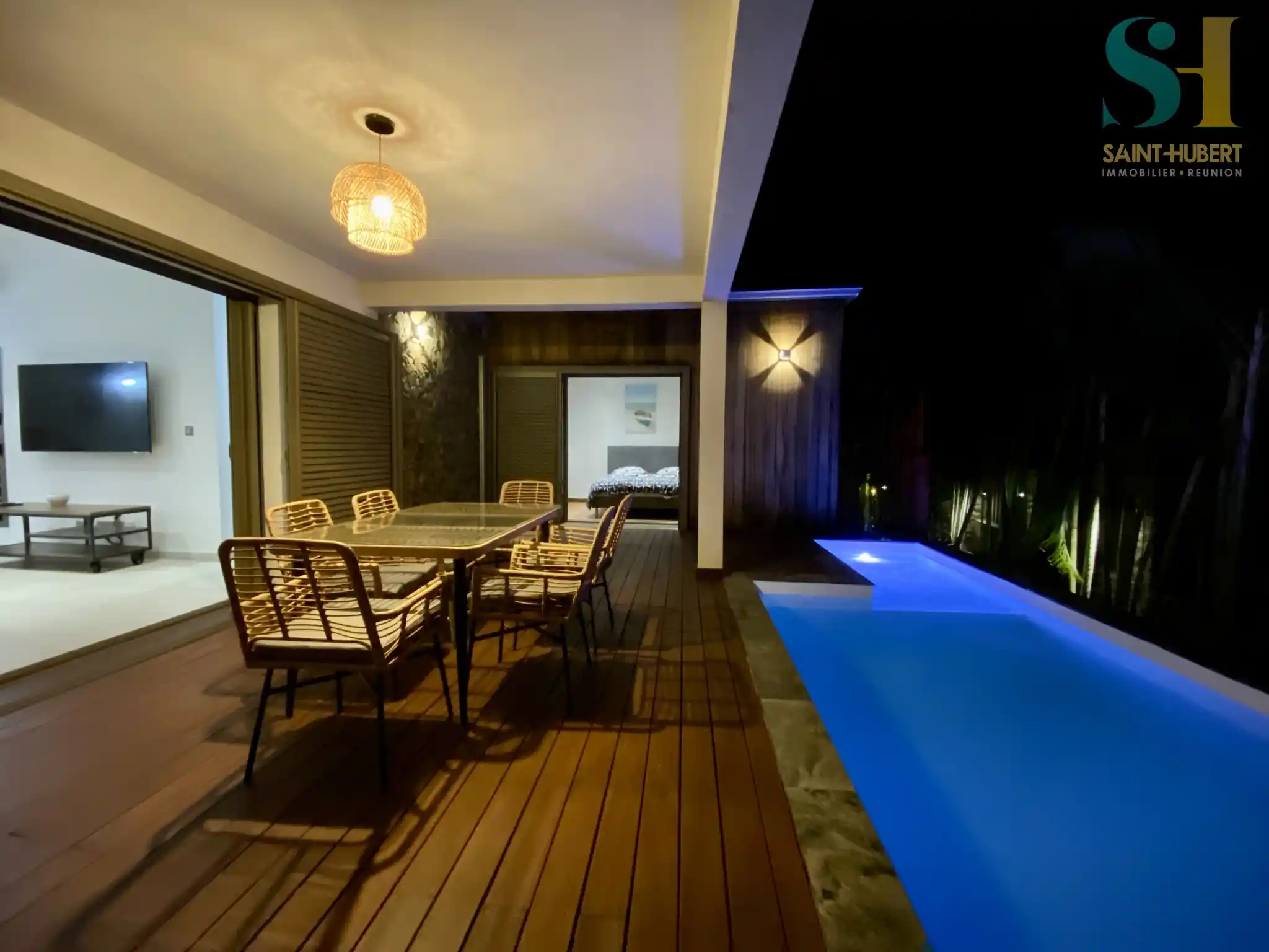 Photo 1 - Maison à louer - Ancien 2 880 € 4 pièces 3 chambres 120 m² Saint-Paul Saint-Gilles les Bains 97434