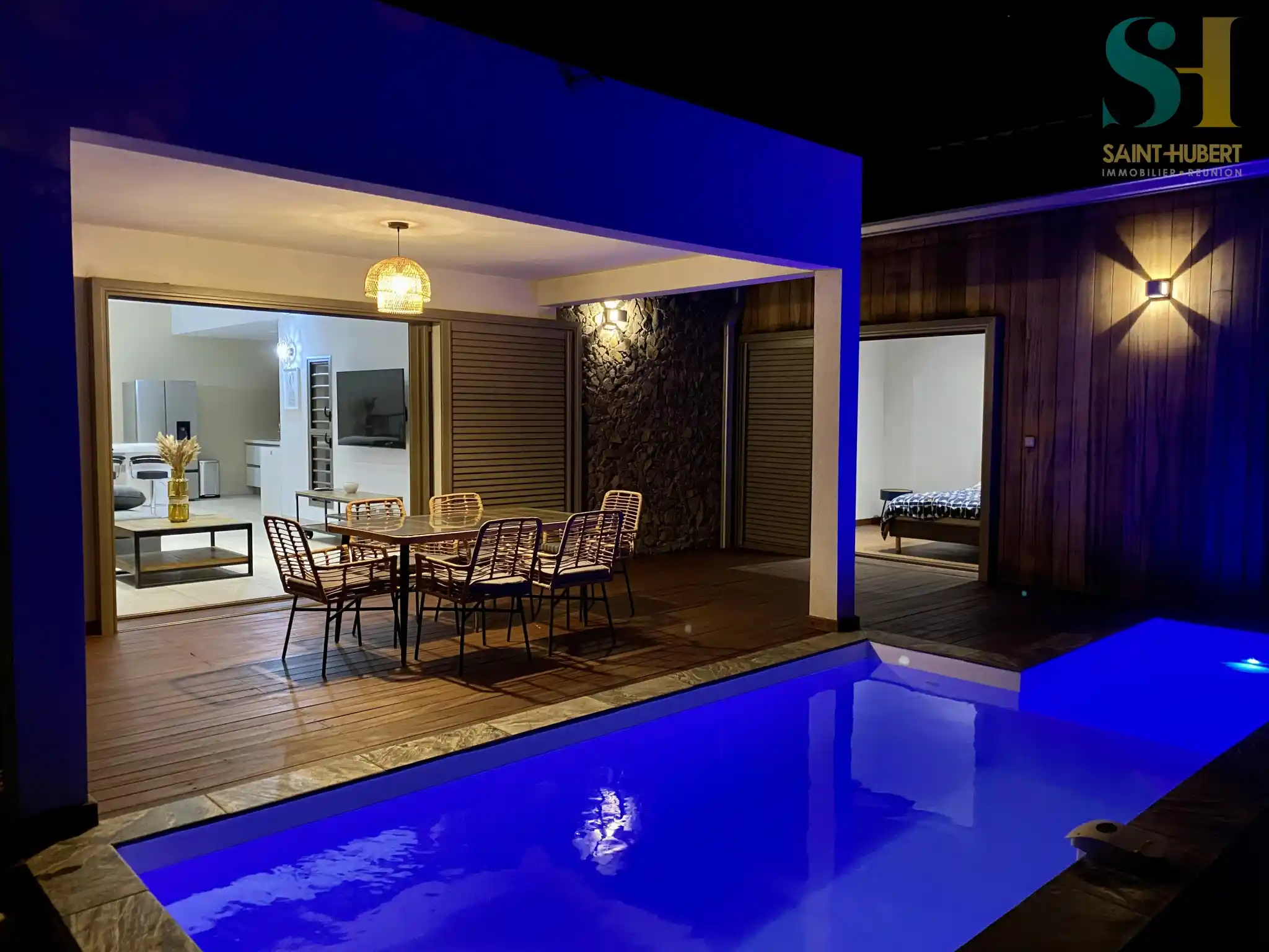 Photo 2 - Maison à louer - Ancien 2 880 € 4 pièces 3 chambres 120 m² Saint-Paul Saint-Gilles les Bains 97434