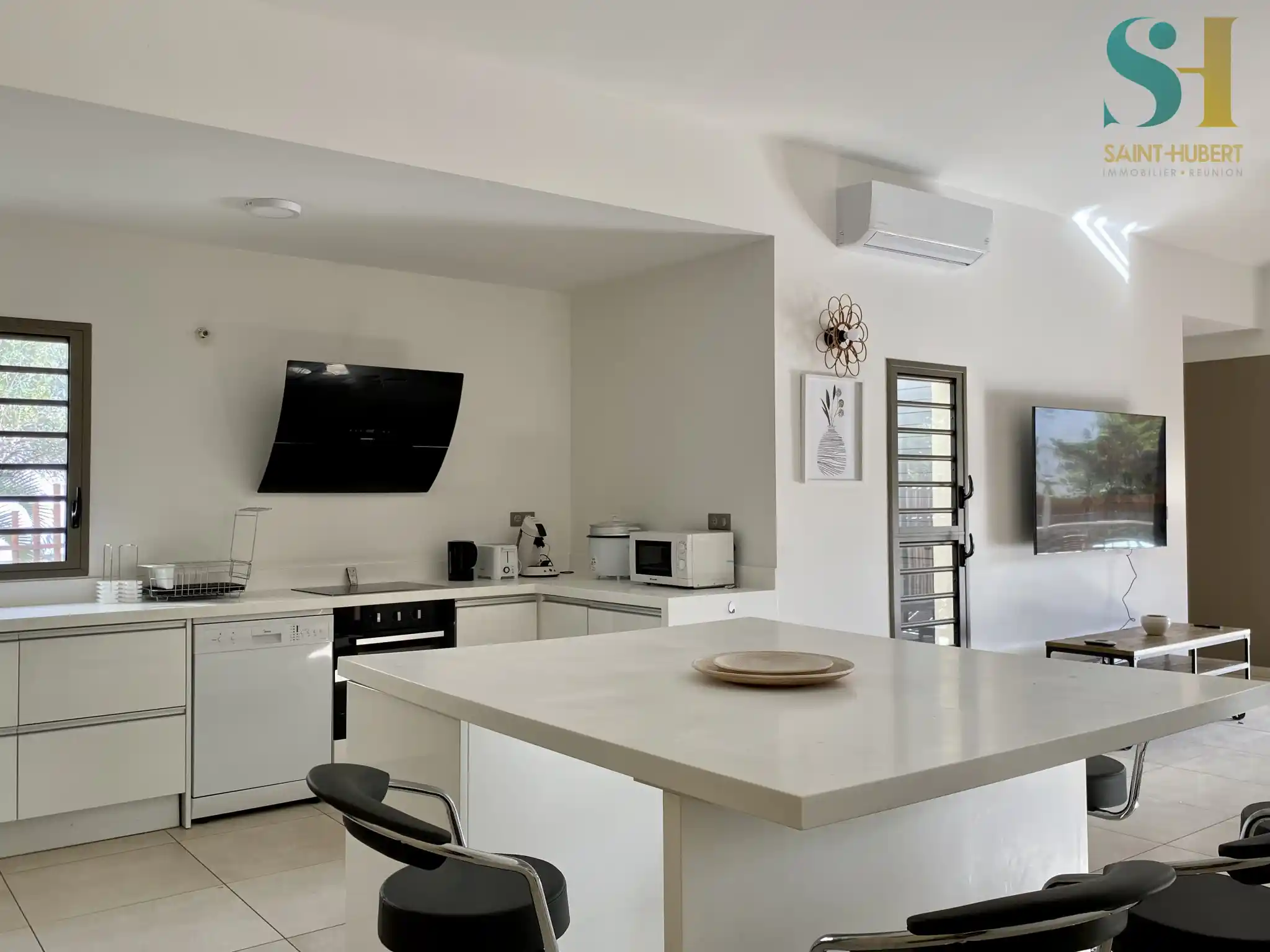 Photo 4 - Maison à louer - Ancien 2 880 € 4 pièces 3 chambres 120 m² Saint-Paul Saint-Gilles les Bains 97434