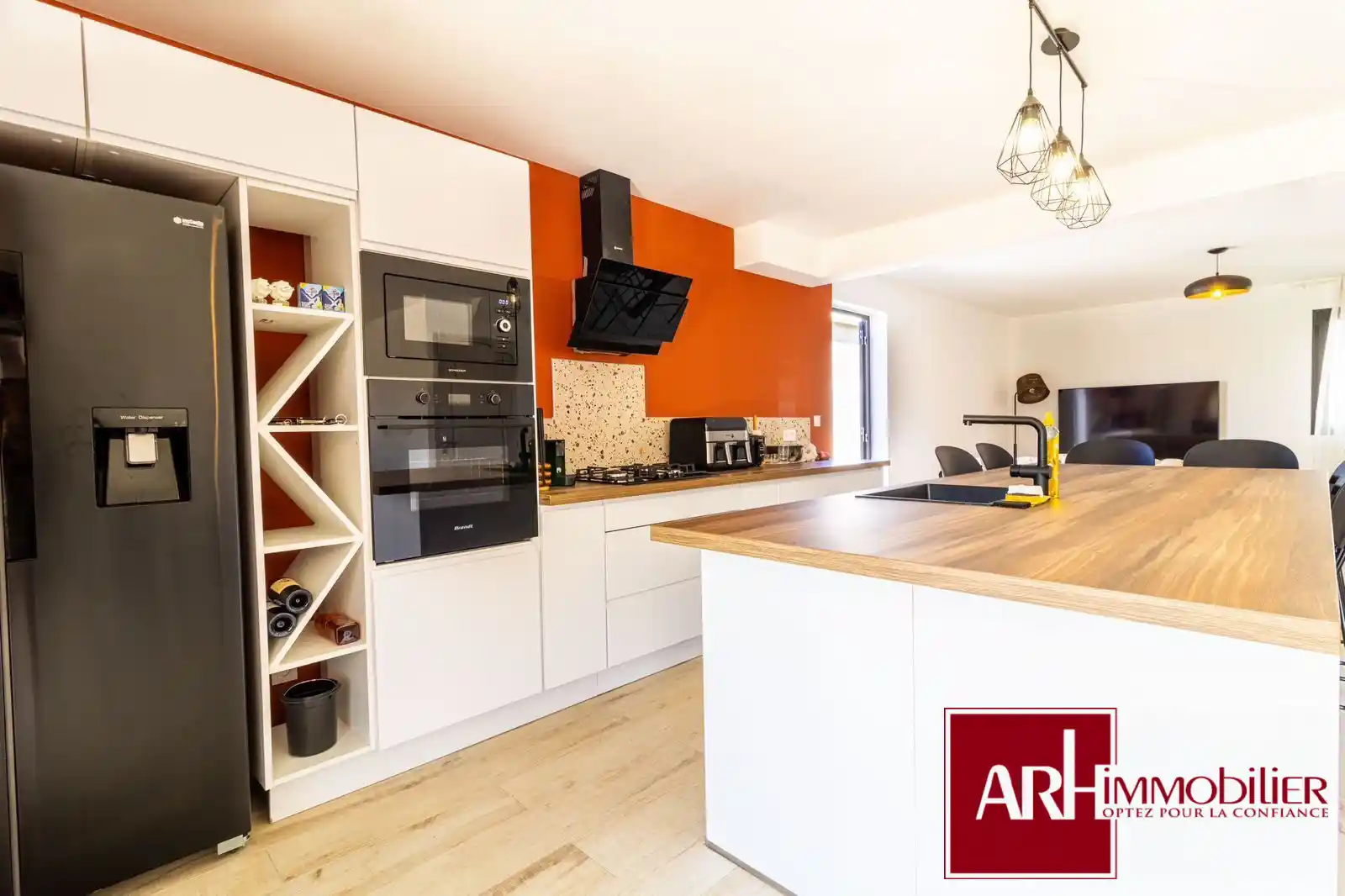 Photo 2 - Maison à vendre - Ancien 445 000 € 6 pièces 4 chambres 130 m² Saint-Pierre 97410