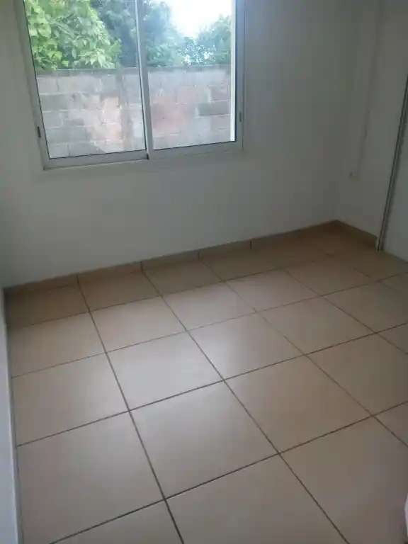 Photo 4 - Maison à louer - Ancien 903,24 € 4 pièces 3 chambres 69.47 m² Saint-Paul Le Guillaume 97423