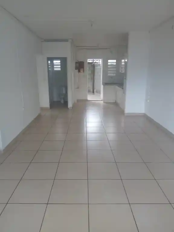 Photo 1 - Maison à louer - Ancien 903,24 € 4 pièces 3 chambres 69.47 m² Saint-Paul Le Guillaume 97423