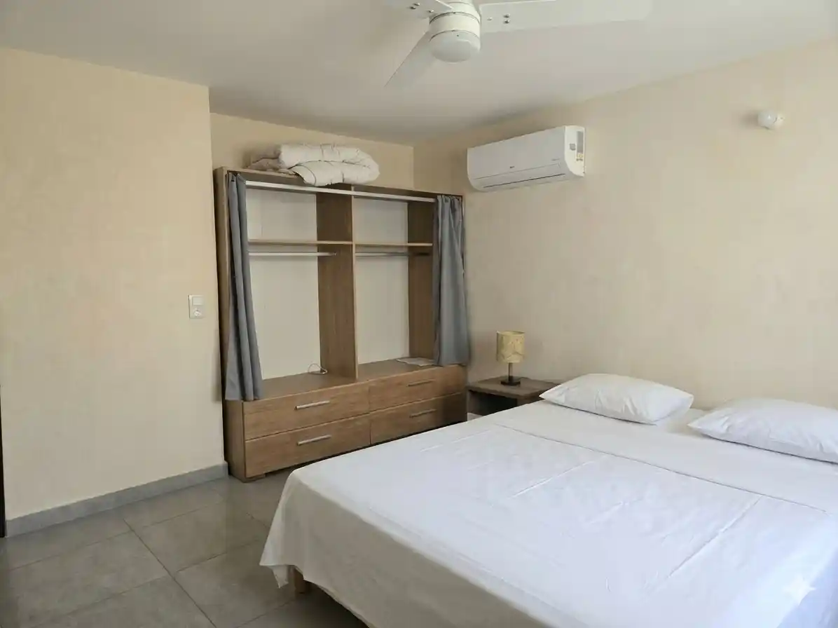 Photo 4 - Appartement à louer - Ancien 747 € 2 pièces 1 chambres 46.05 m² Saint-Paul 97460