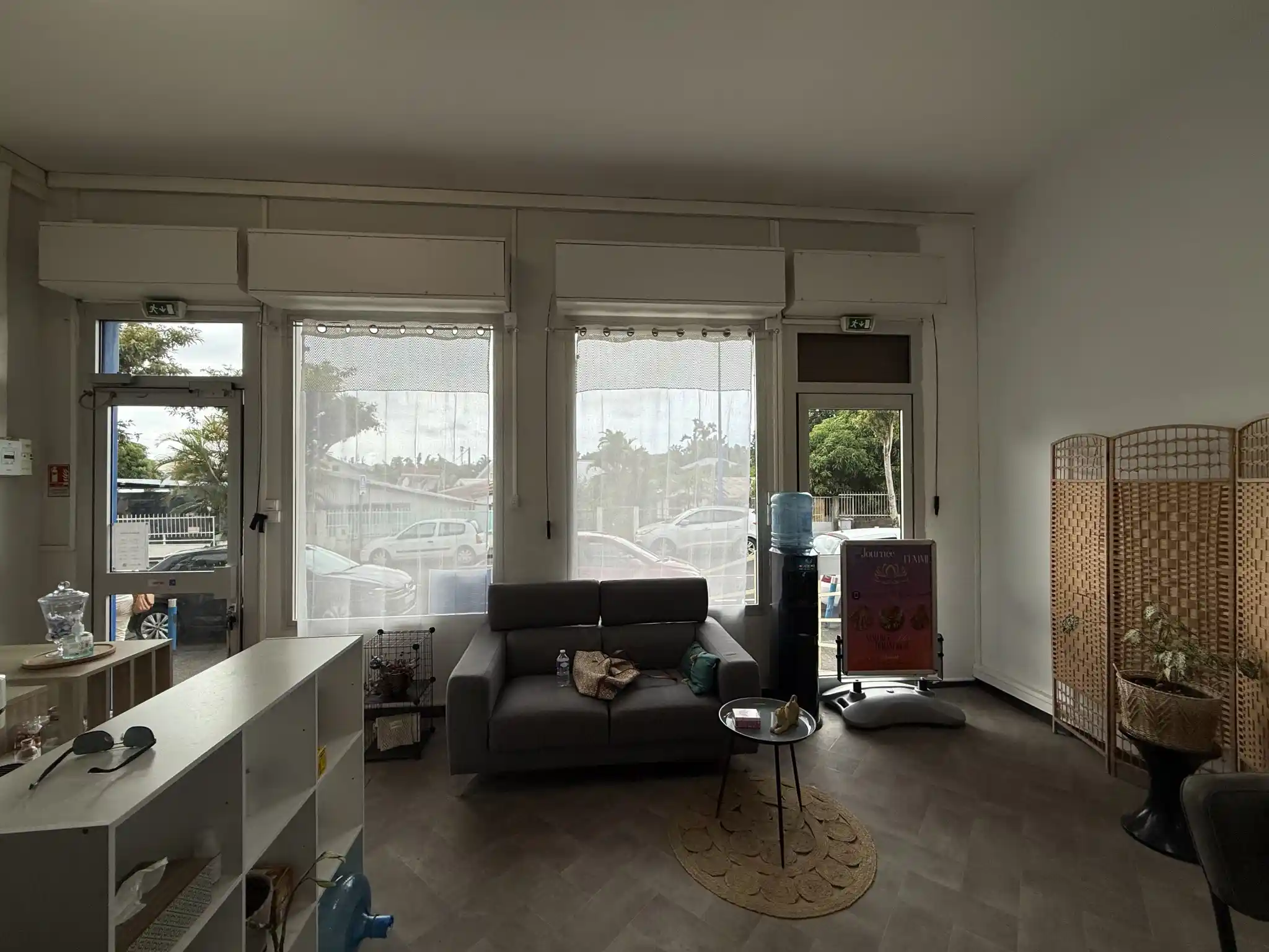 Photo 3 - Local / Bureaux à louer - Ancien 895 € 50 m² Sainte-Marie 97438