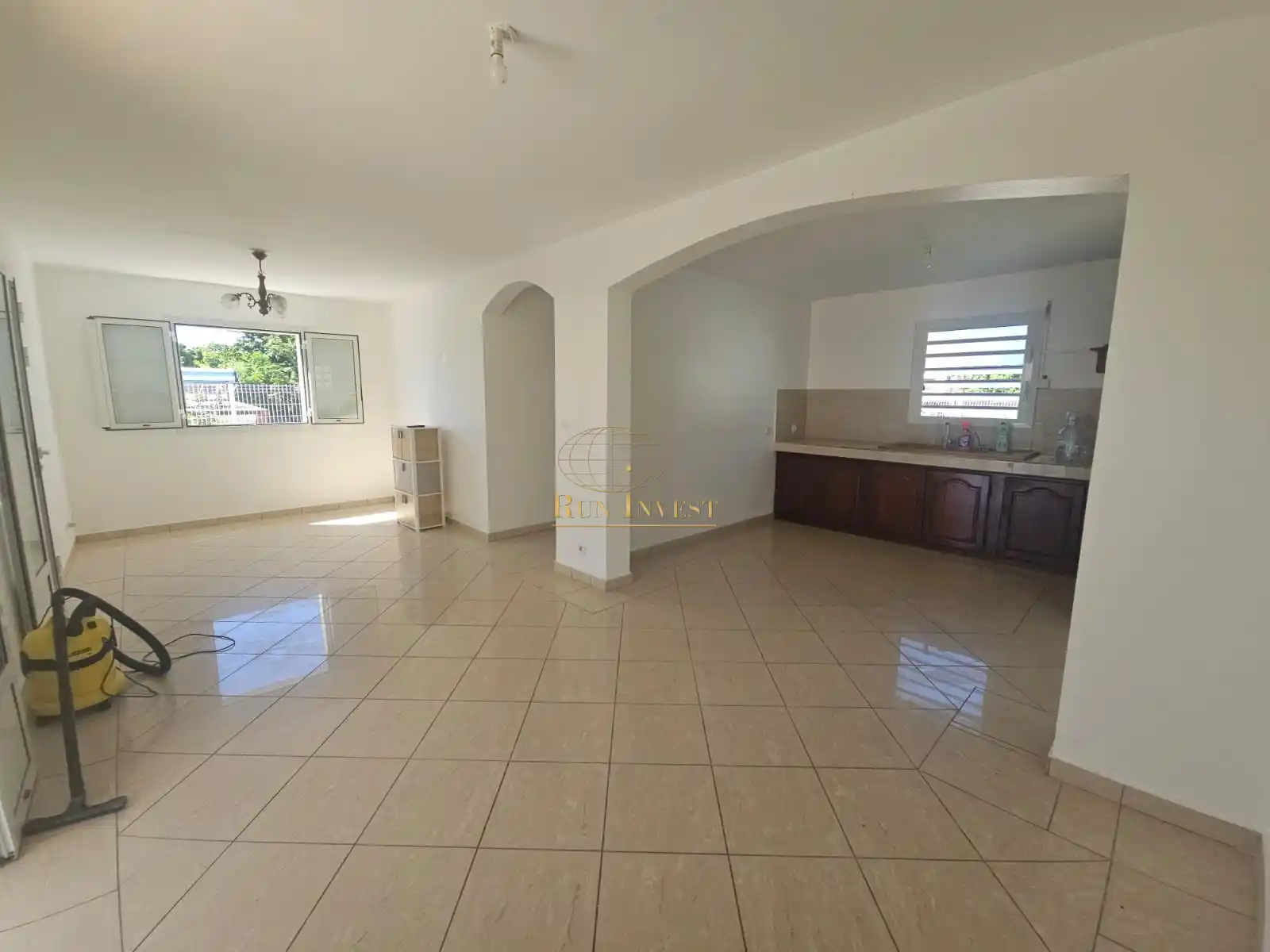 Photo 2 - Maison à louer - Ancien 1 120 € 4 pièces 3 chambres 88.53 m² Saint-André 97440