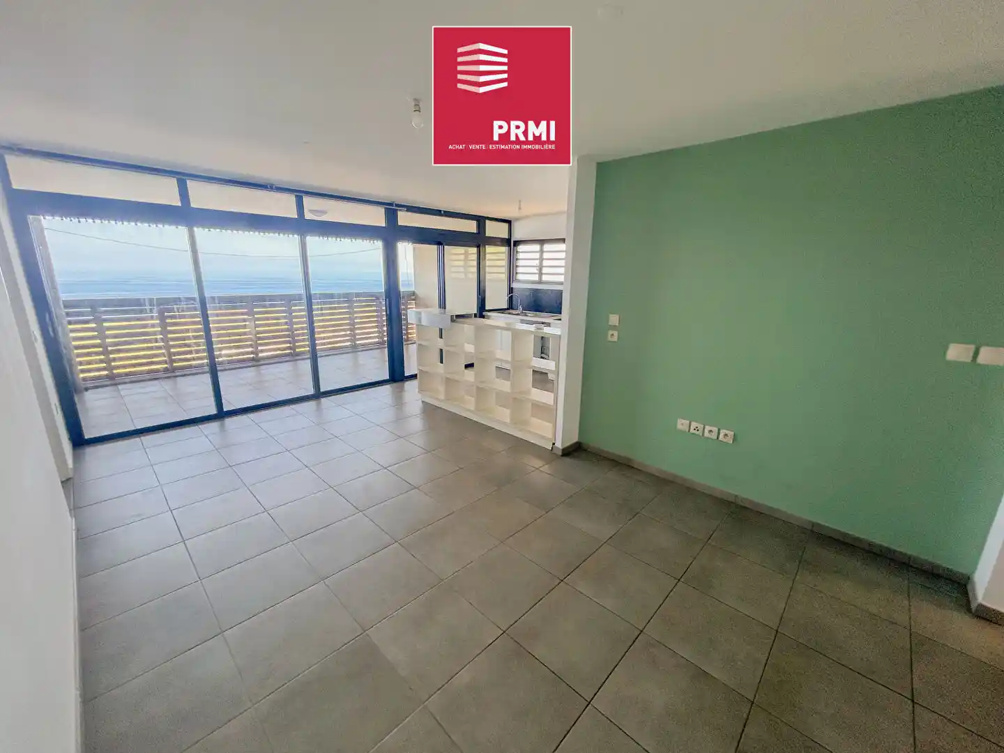 Photo 1 - Appartement à vendre - Ancien 302 400 € 4 pièces 3 chambres 73.95 m² Saint-Leu 97436