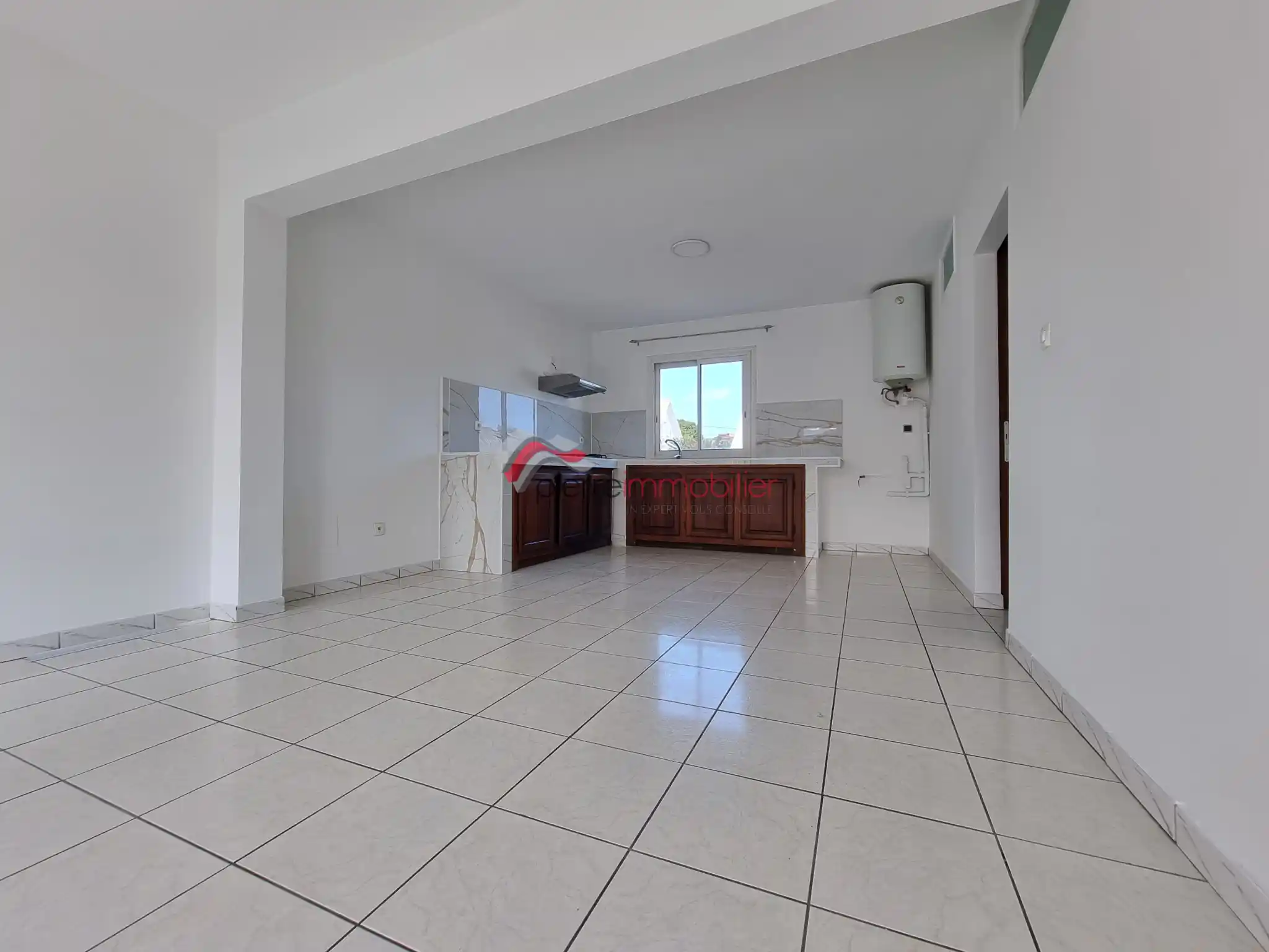 Photo 3 - Appartement à louer - Ancien 715 € 3 pièces 2 chambres 71 m² Le Tampon 97430