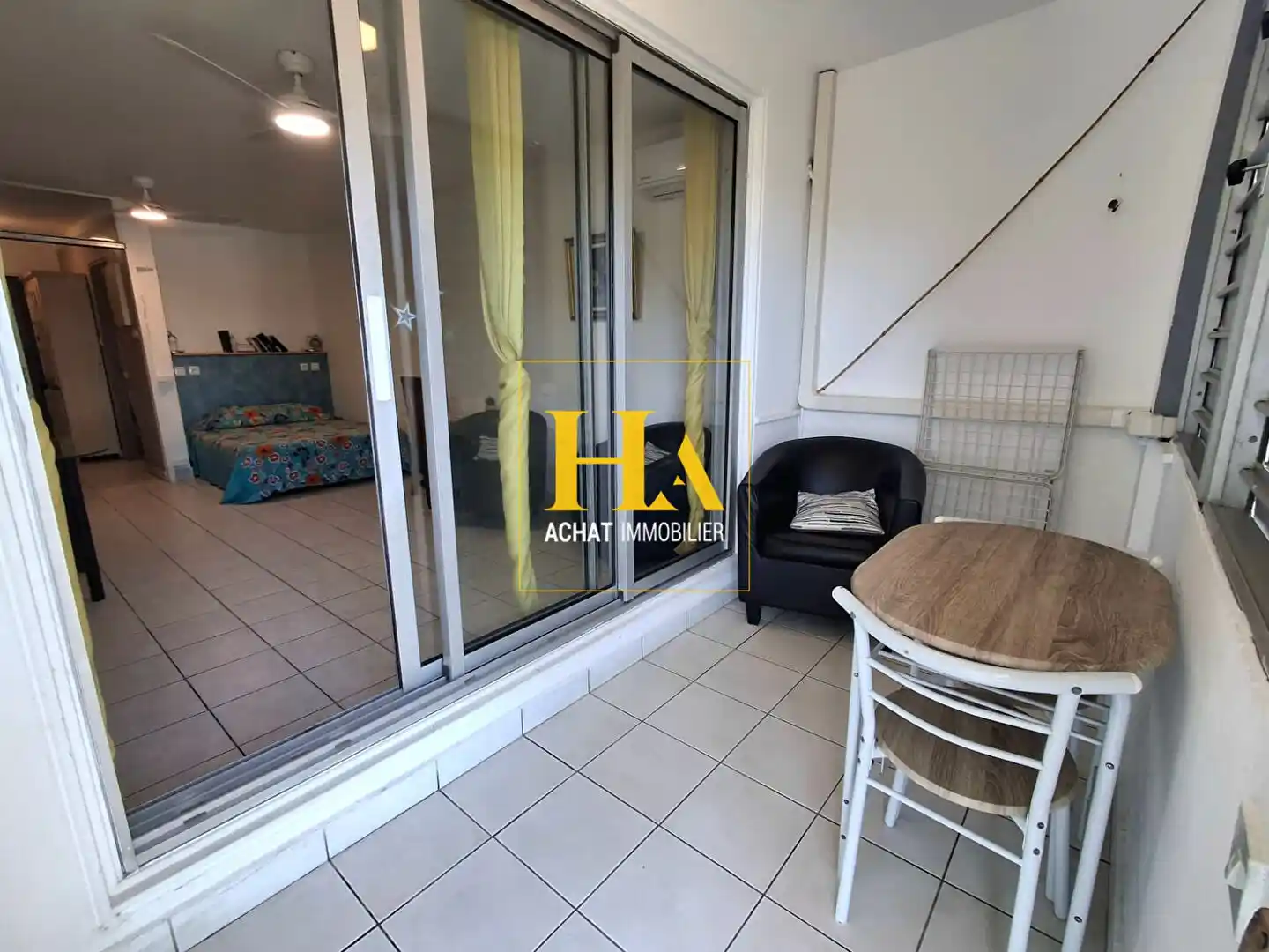 Photo 2 - Appartement à vendre - Ancien 200 000 € 1 pièces 35 m² Saint-Paul Saint-Gilles les Bains 97434