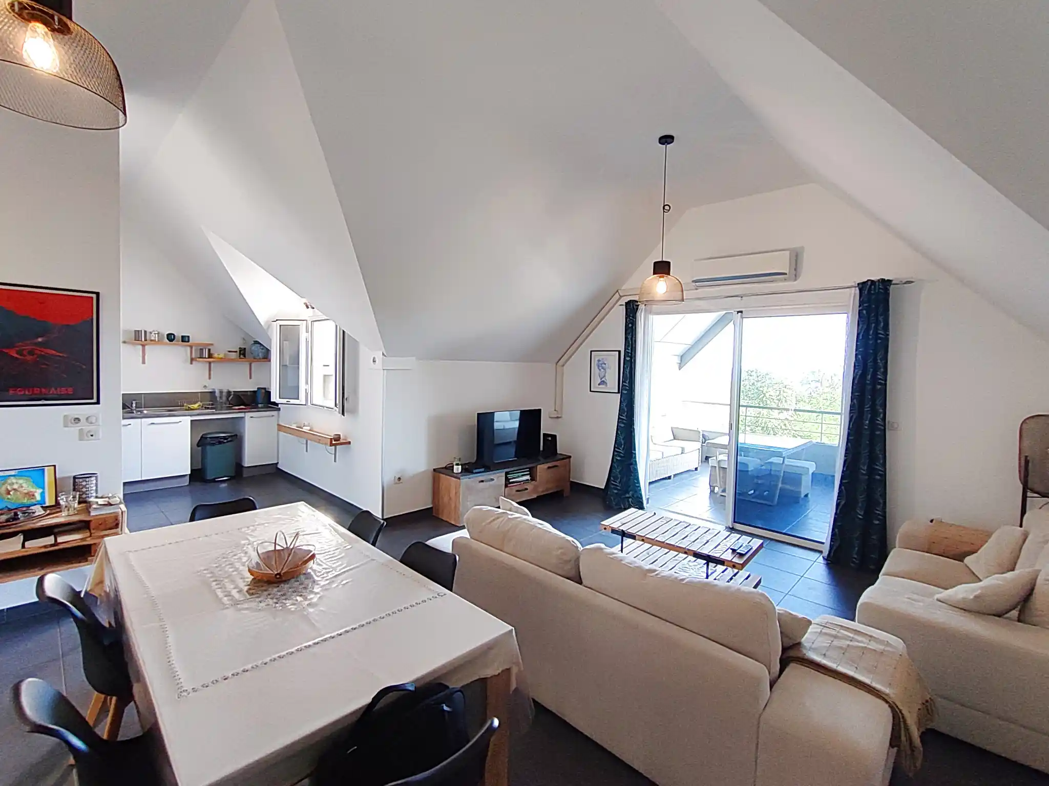 Photo 1 - Appartement à vendre - Ancien 441 000 € 4 pièces 3 chambres 100 m² Saint-Leu 97436
