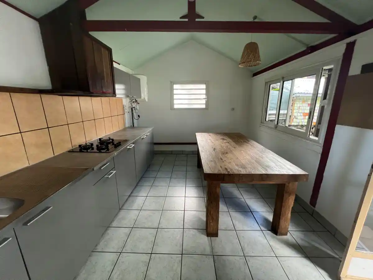 Photo 3 - Maison à vendre - Ancien 393 250 € 85 m² Saint-Pierre 97432