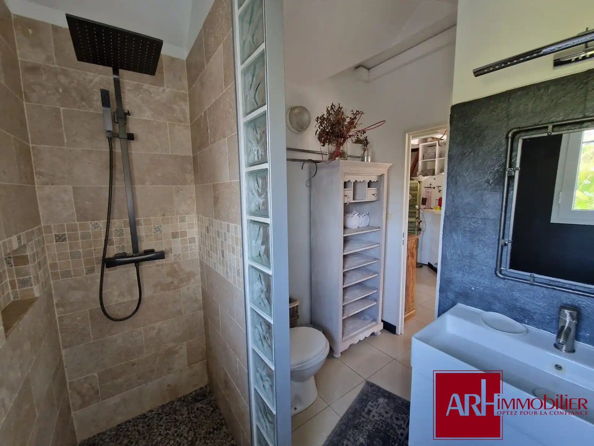 Photo 4 - Appartement à louer - Ancien 1 238 € 3 pièces 2 chambres 67.87 m² Saint-Paul Saint-Gilles les Bains 97434
