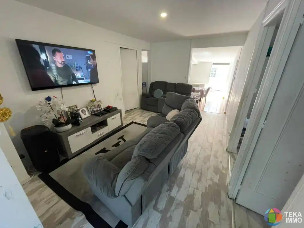 Photo 3 - Maison à vendre - Ancien 159 000 € 4 pièces 3 chambres 72 m² Saint-Denis 97400